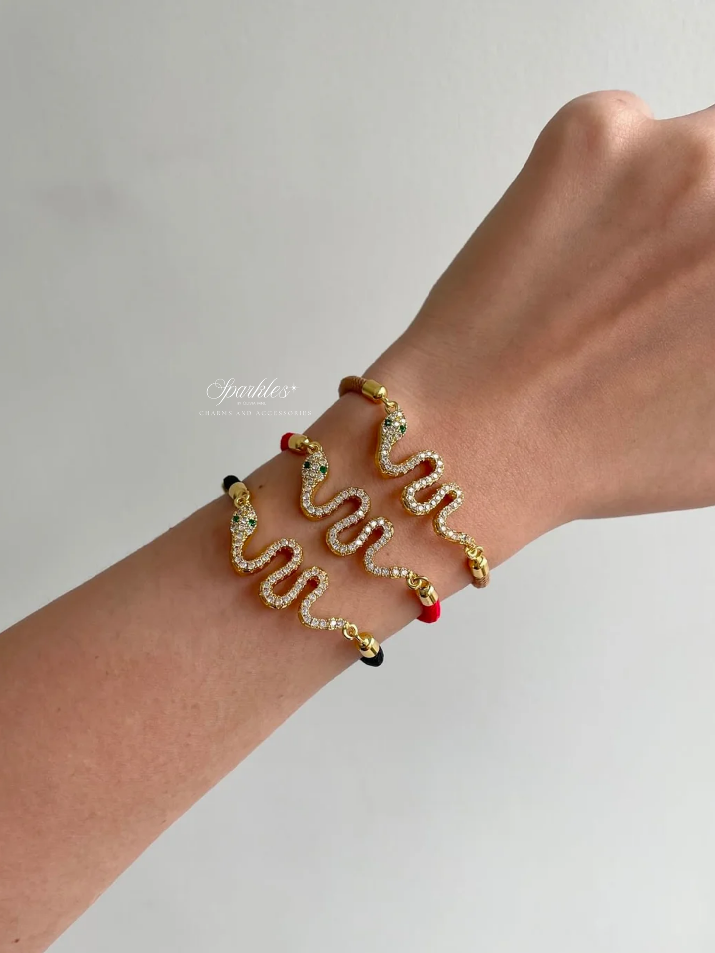 gb558 Snake black string