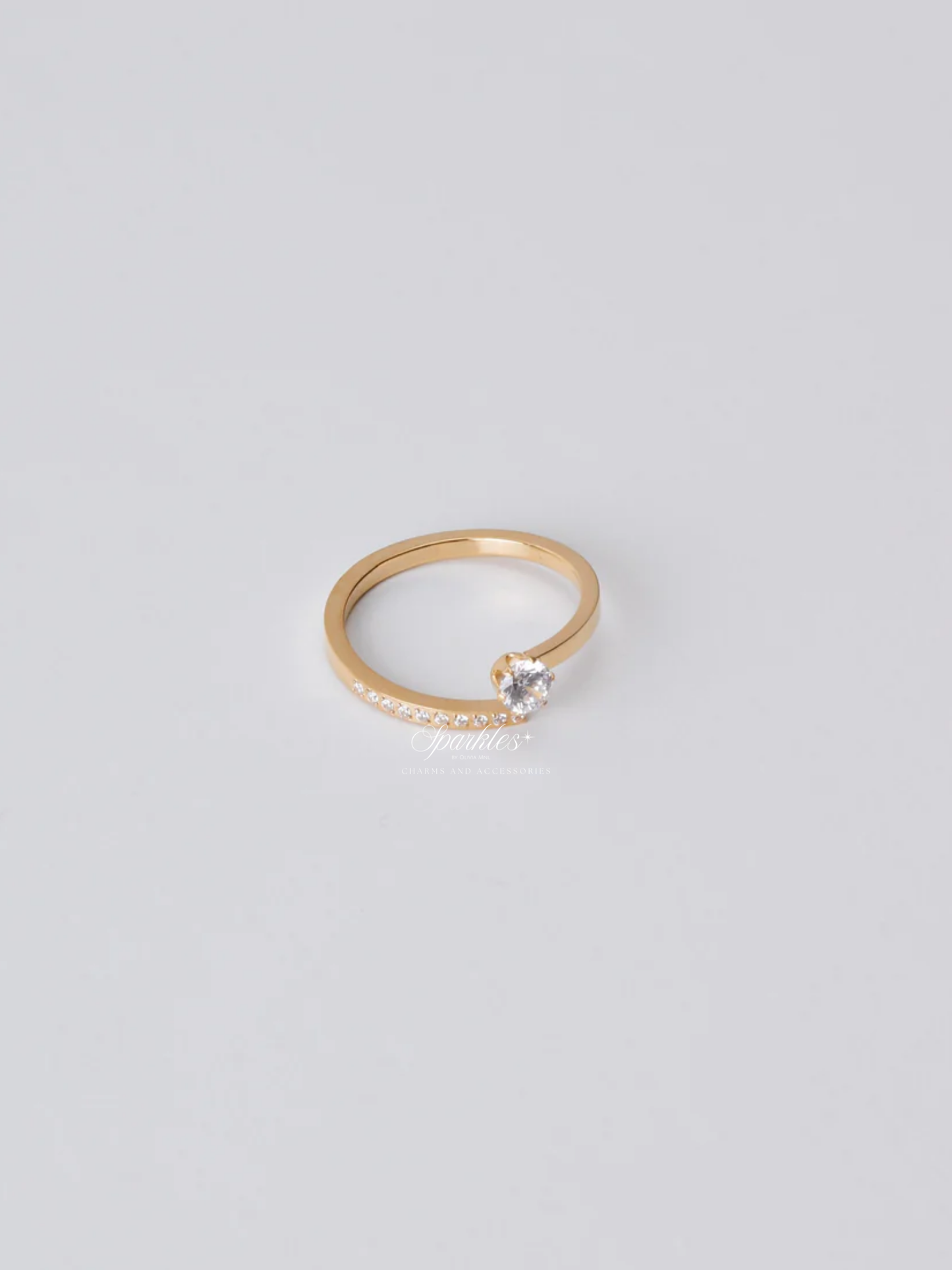 Avery Gold Ring with sizes
