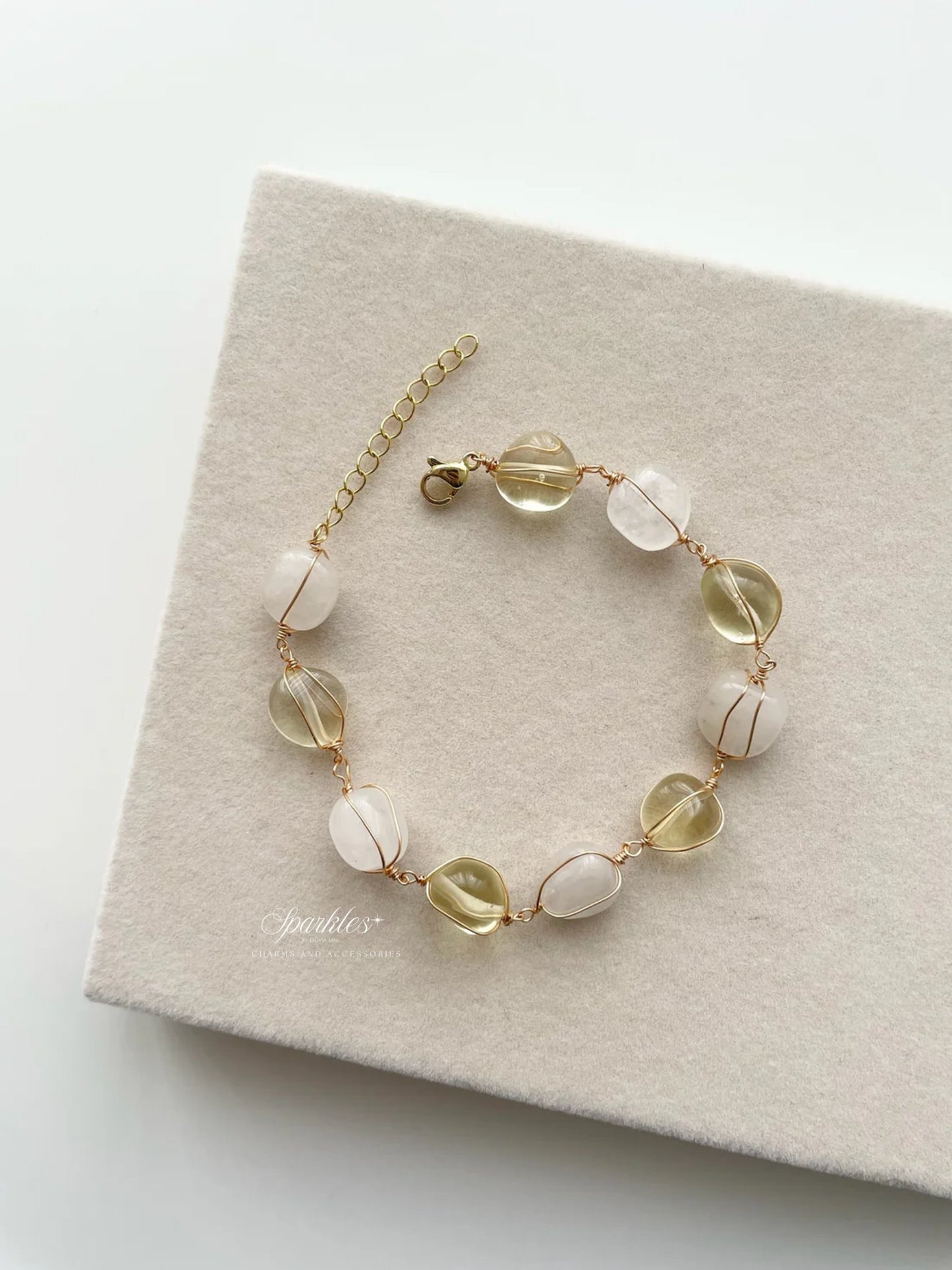 s25 White jade and Lemon topaz