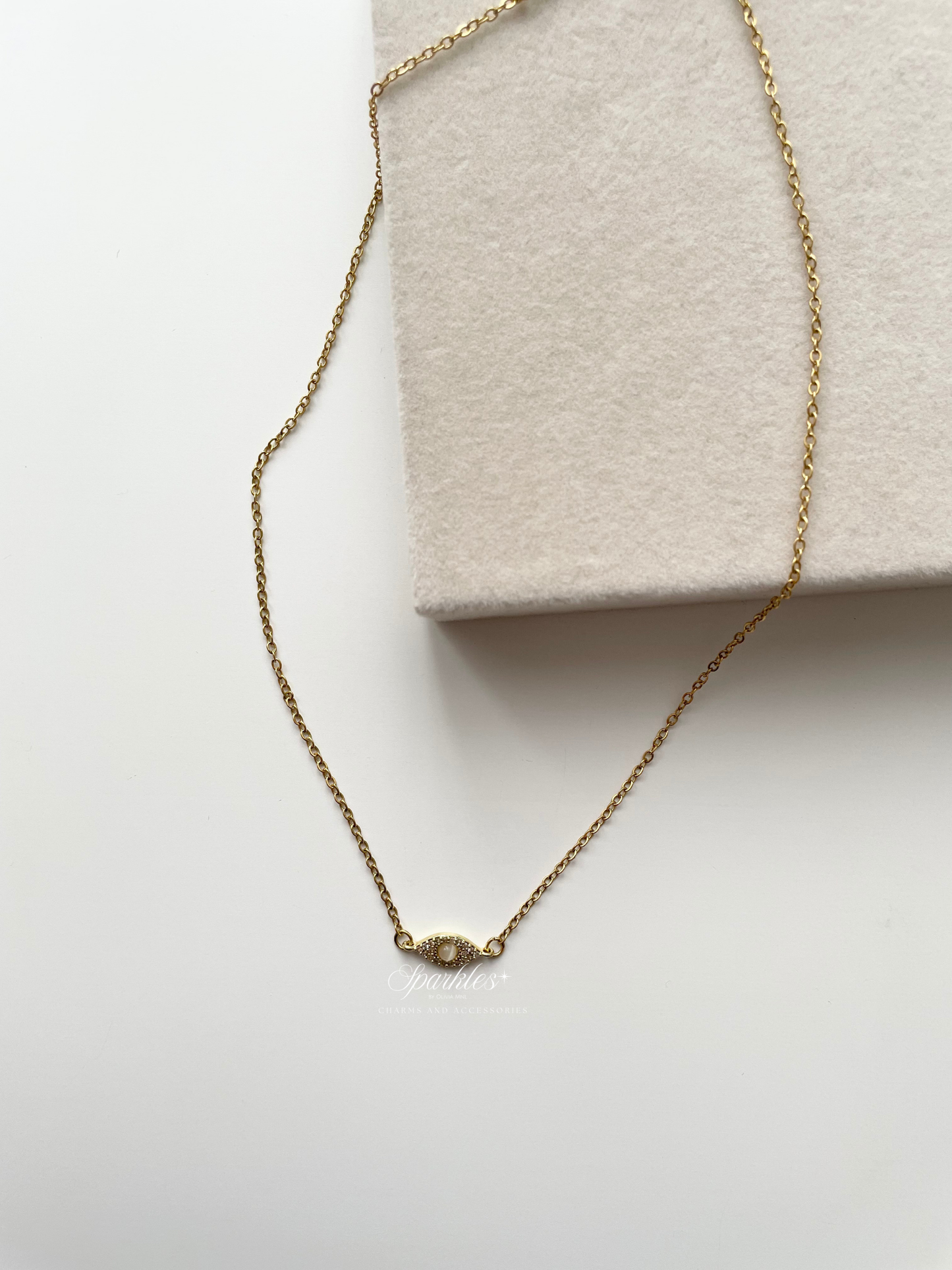 vibe6 Dainty Evil Eye Necklace