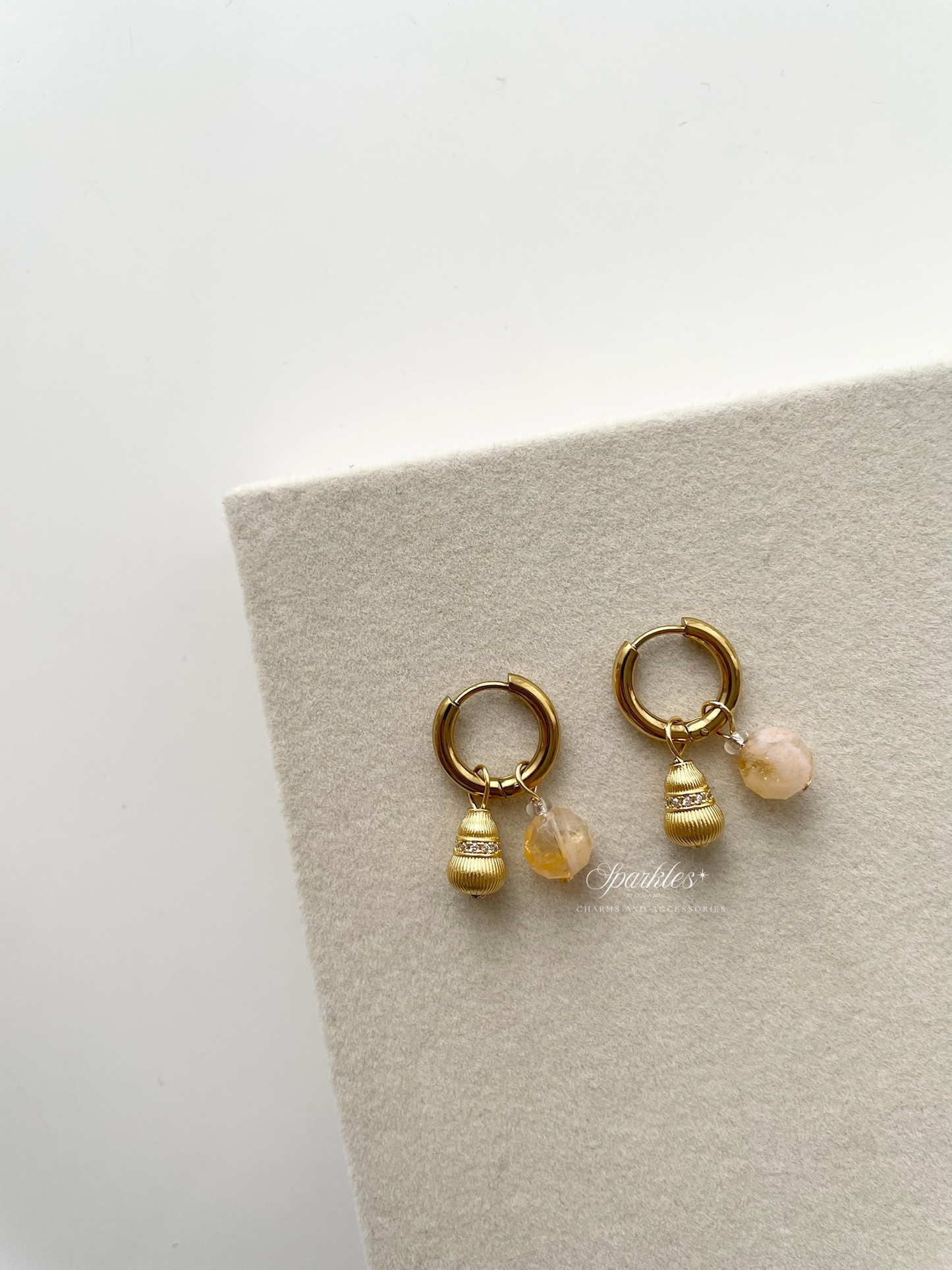 Ch4 Citrine Stone w/ Hulu Hoop Earrings