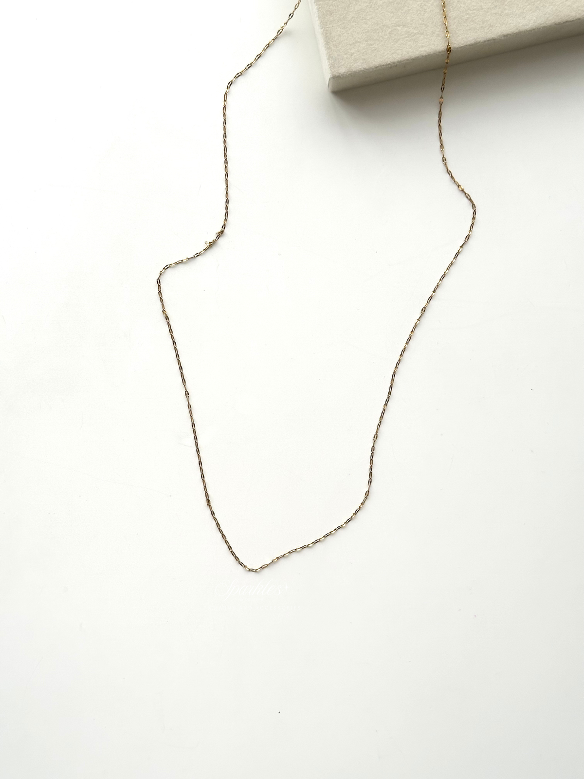 chain2 Long Gold Dancing Chain 32 inches