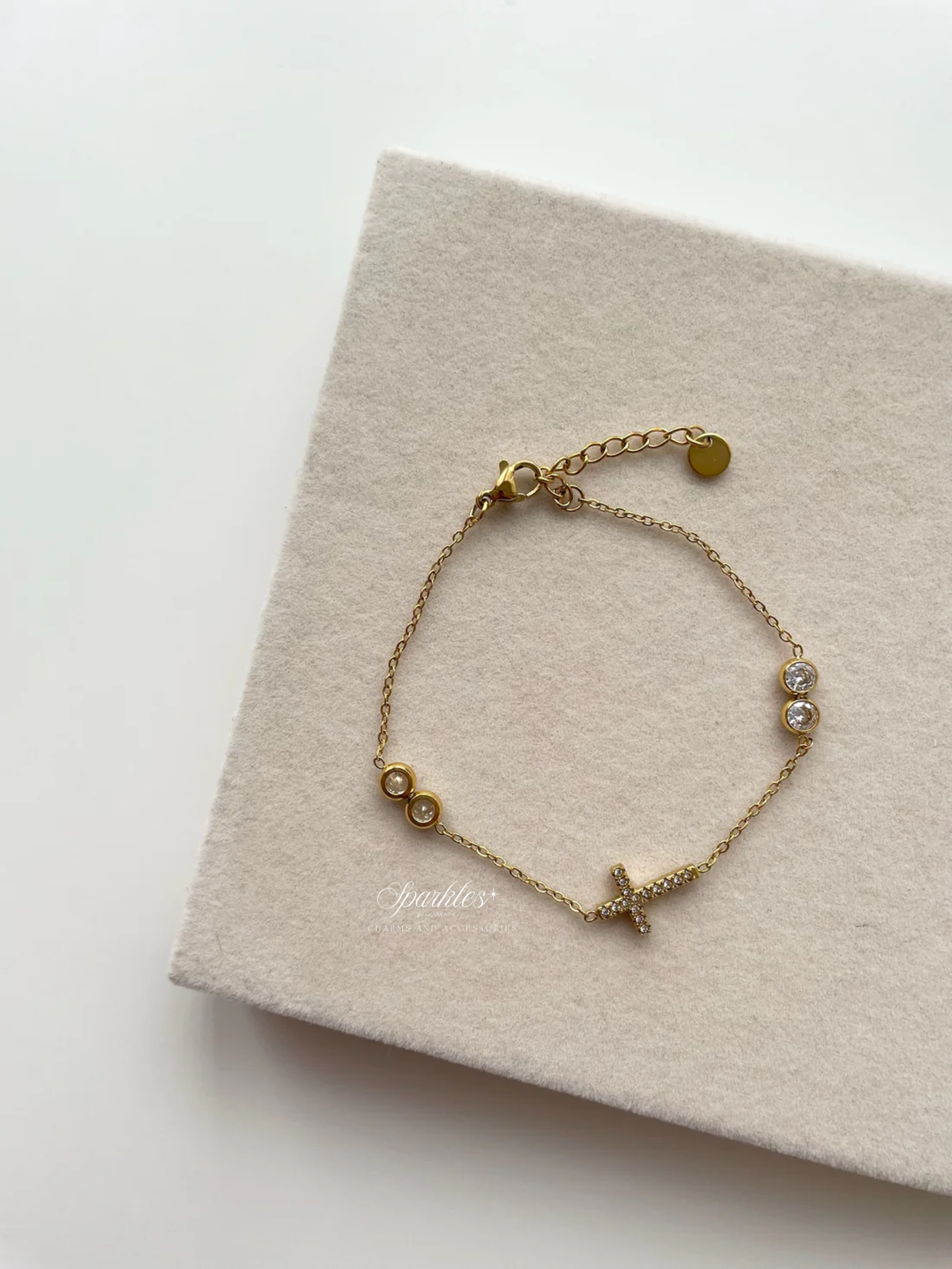 gb583 Cross bracelet