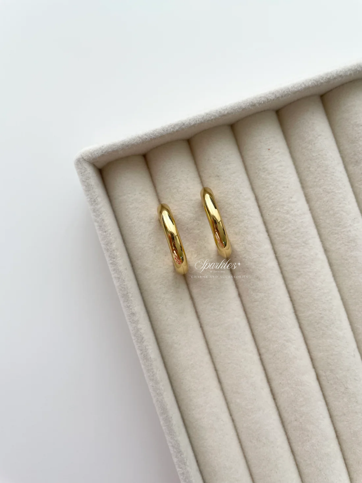 ge1468 Gold earrings