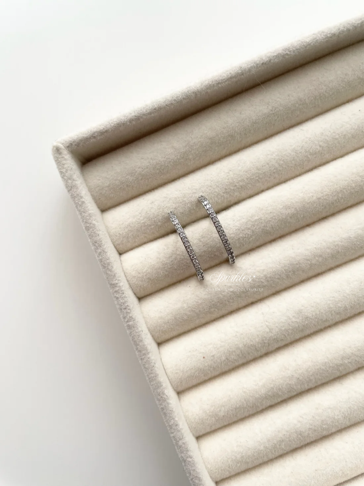 ge1506 Silver earrings