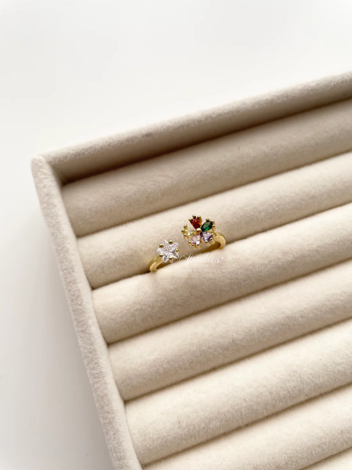 gr717 Colored gold ring