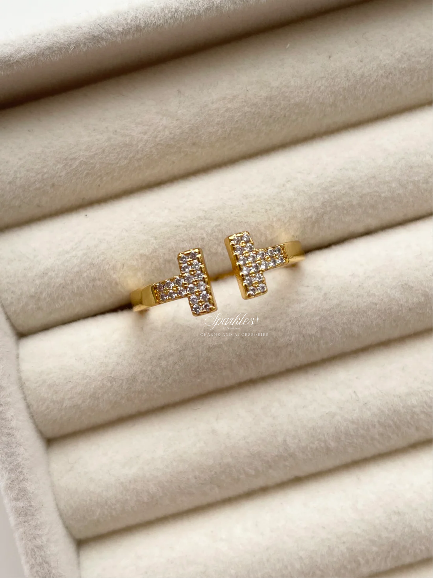 gr767 Double T ring
