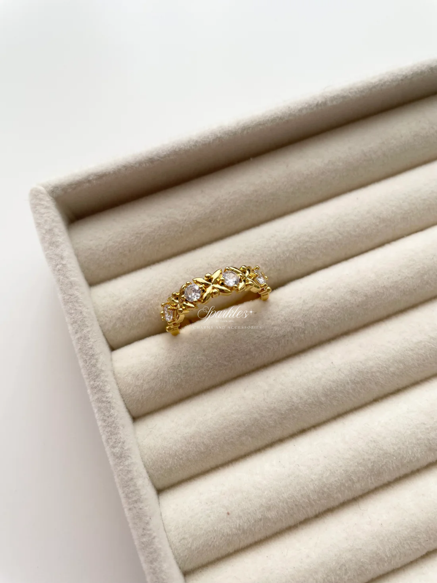 gr788 Gold ring