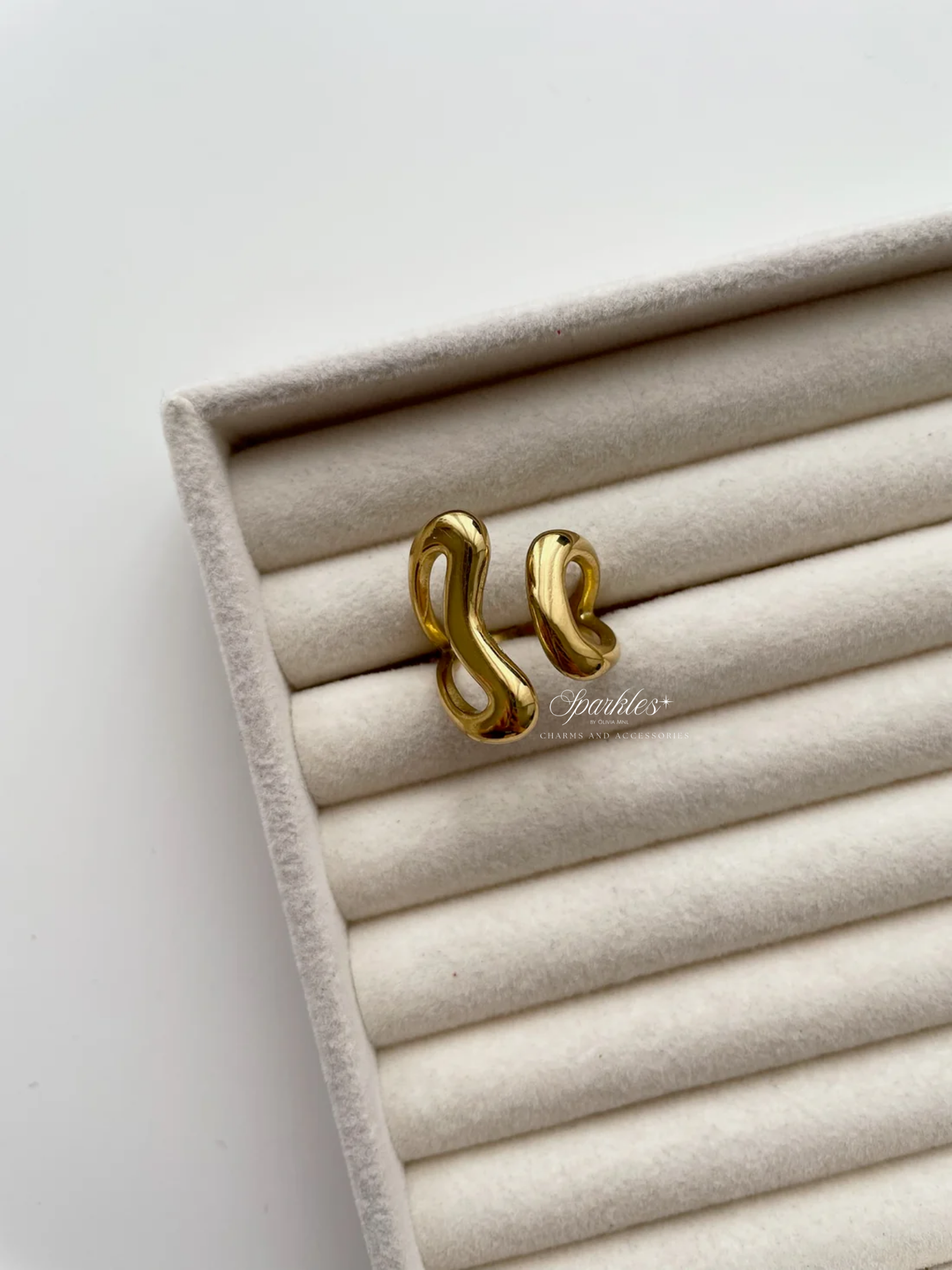 gr801 Chunky gold ring