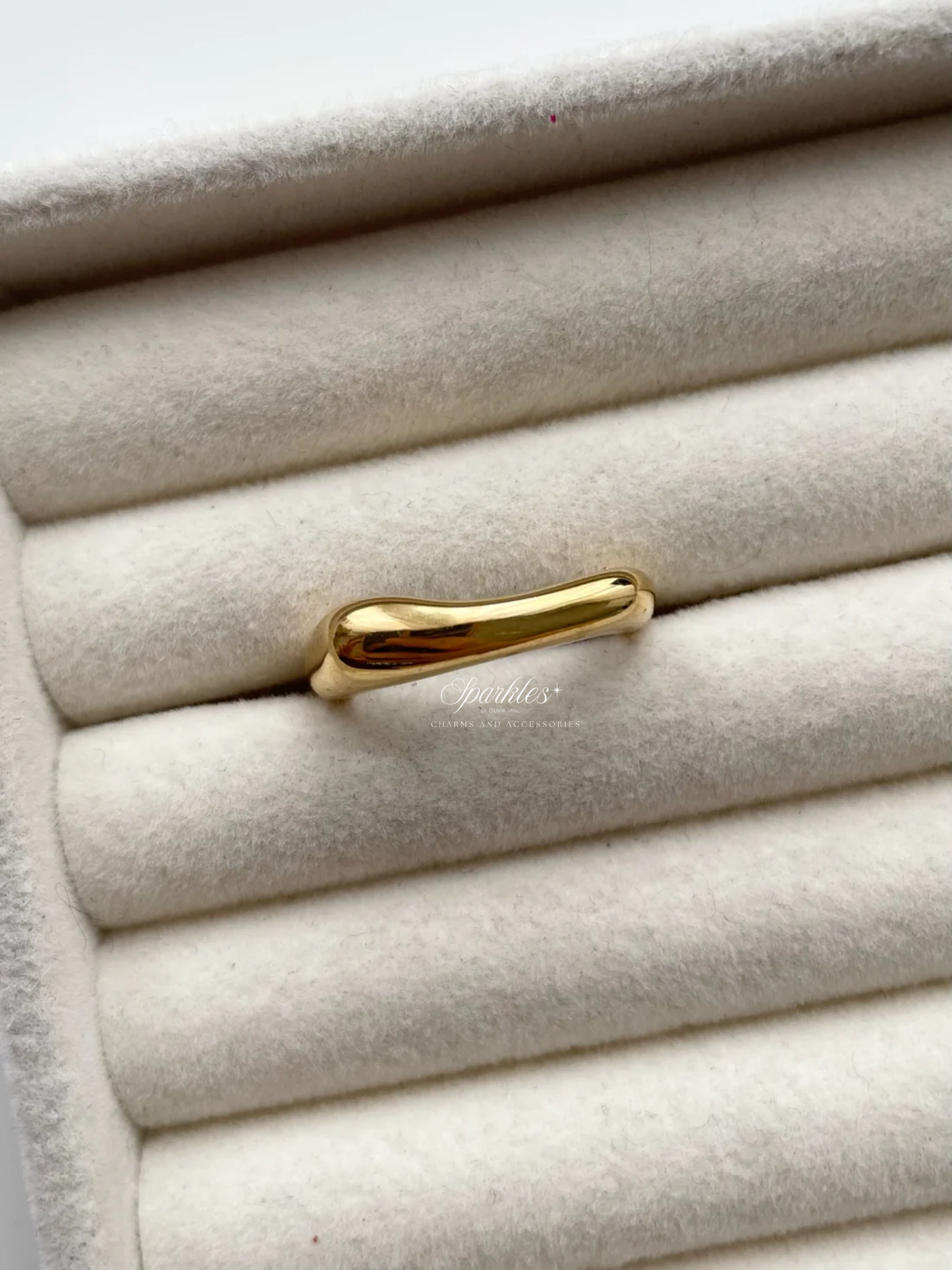 gr804 gold ring