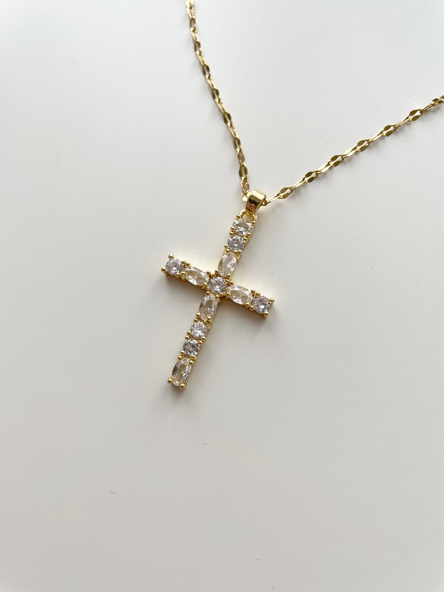 gn761 Cross gem necklace