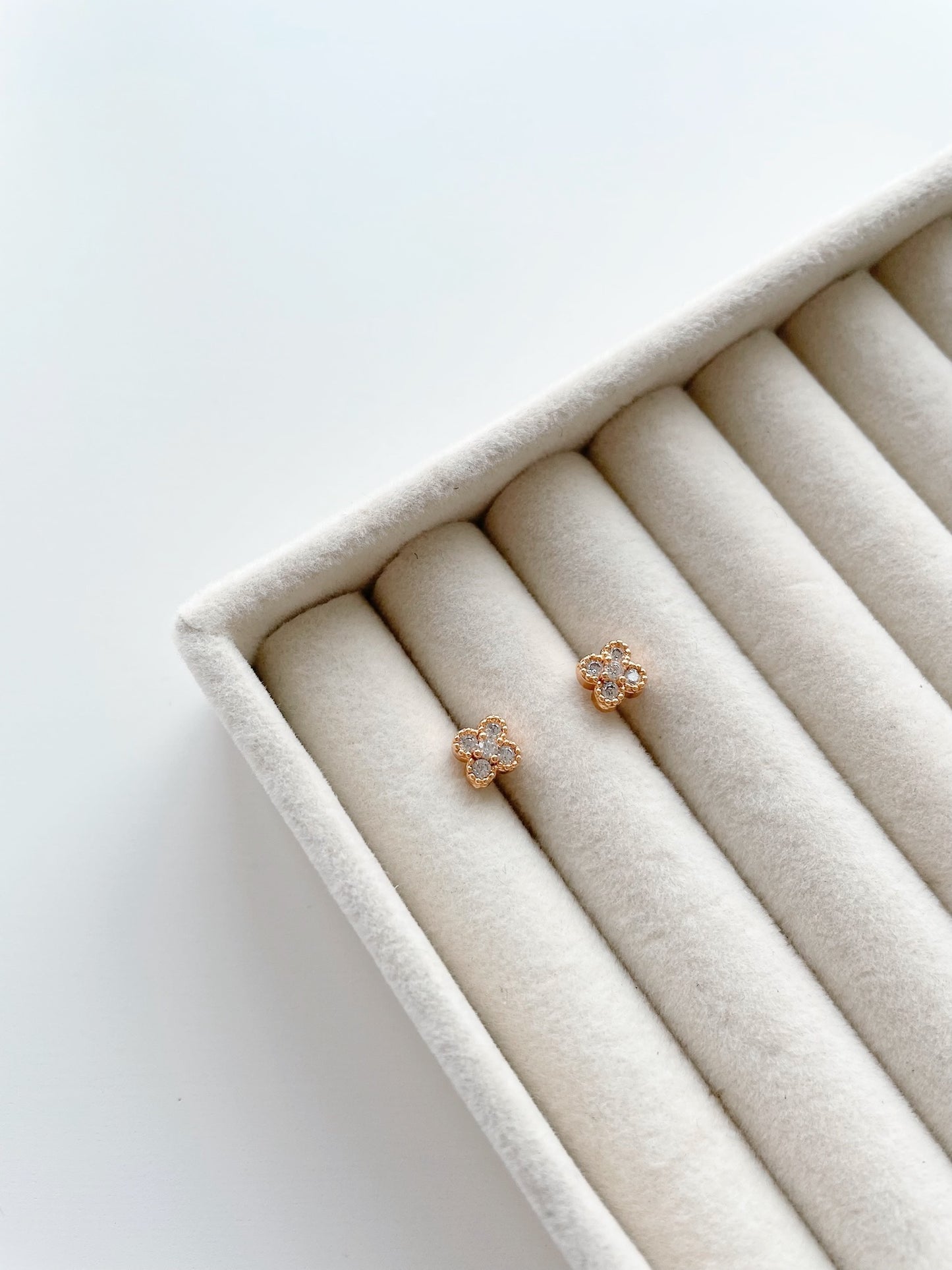 Macey clover stud earrings