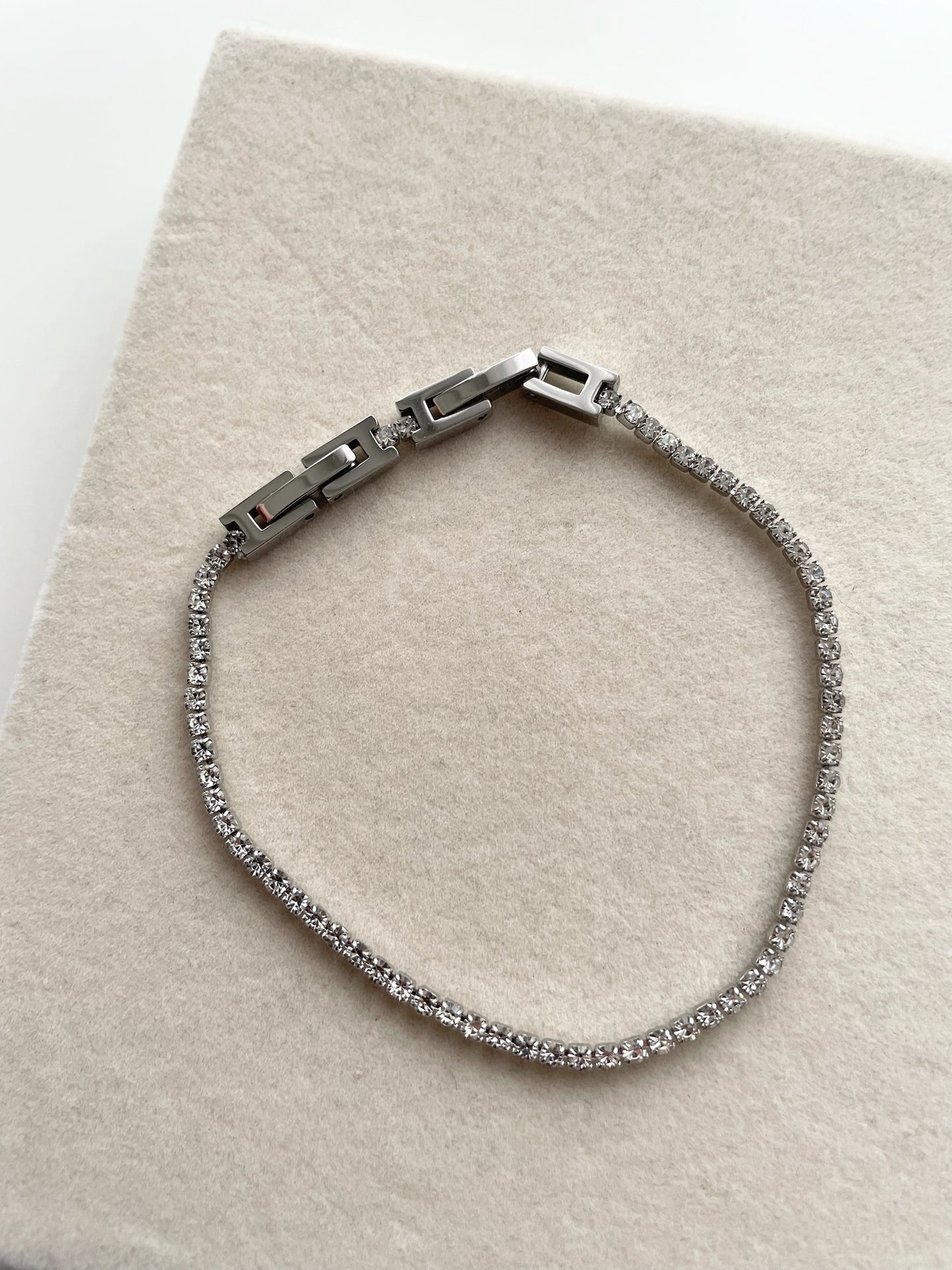 gb607 silver tennis bracelet