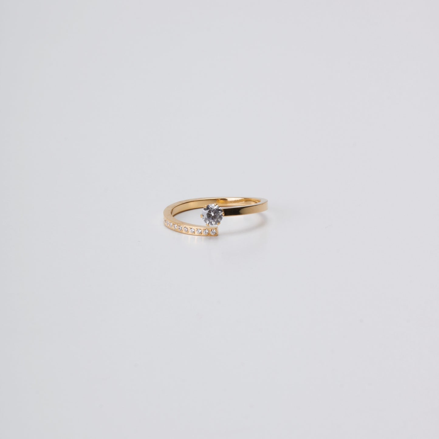 Avery Gold Ring with sizes