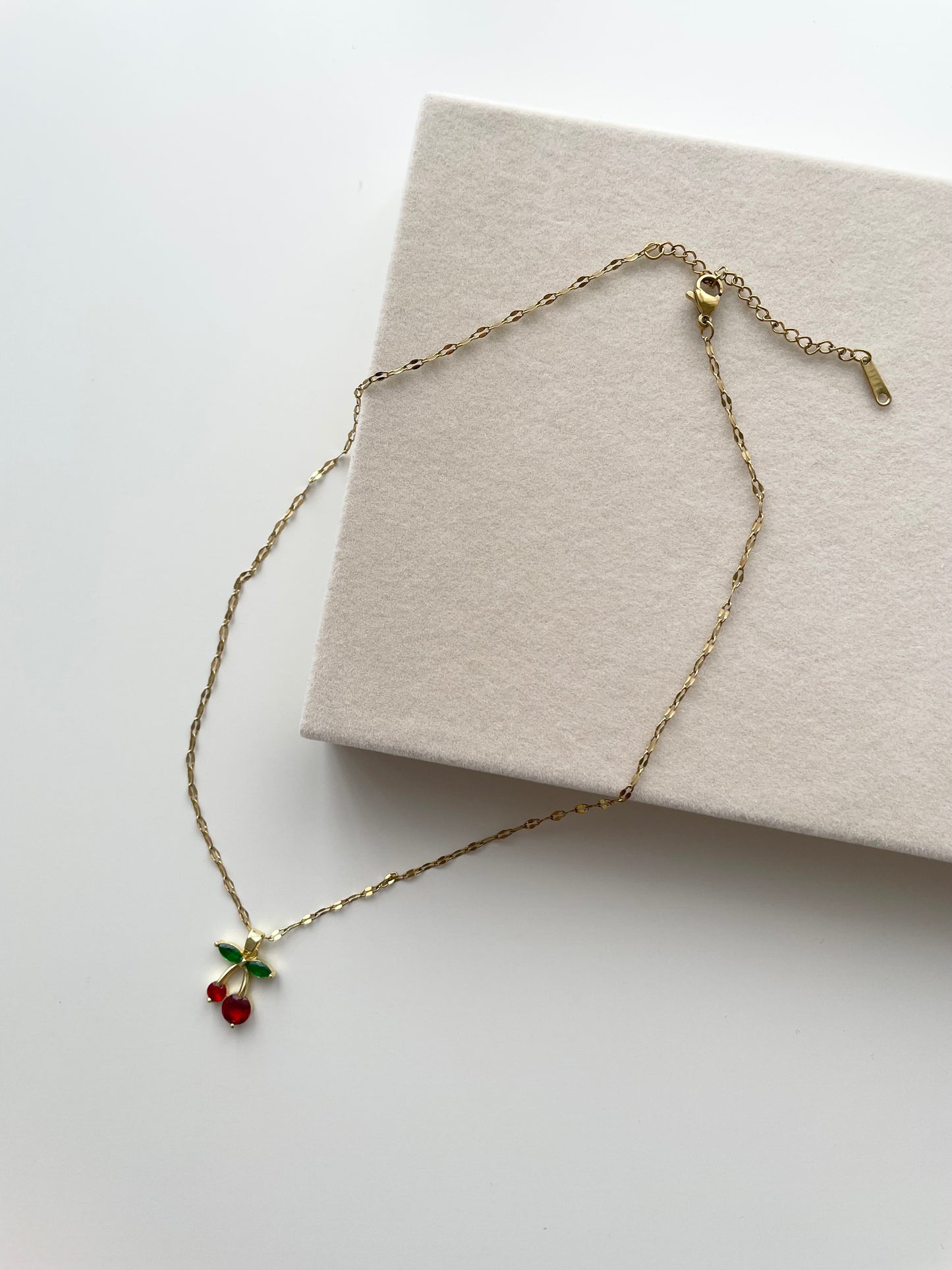 gn806 Cherry necklace