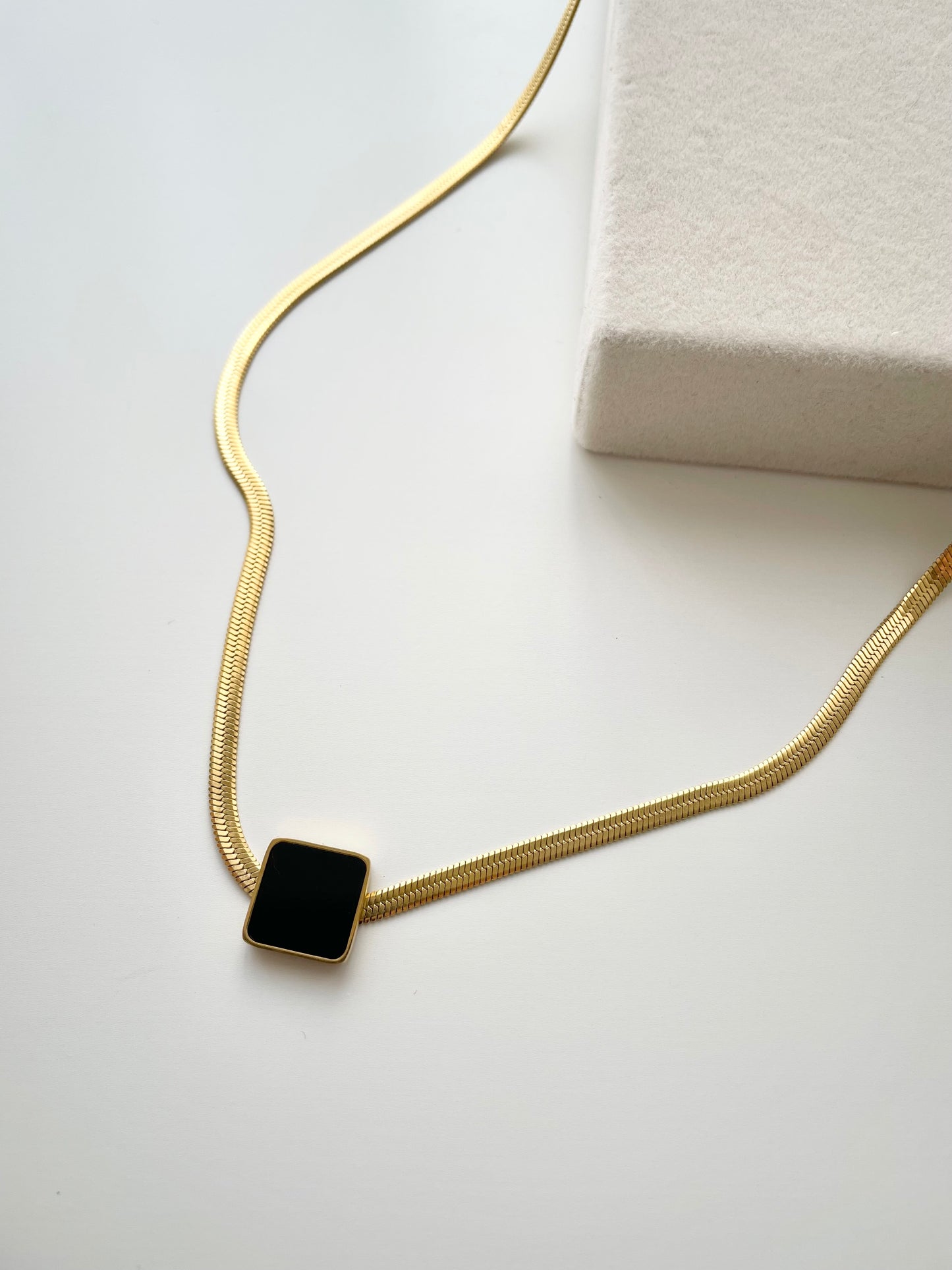 Centered black square necklace