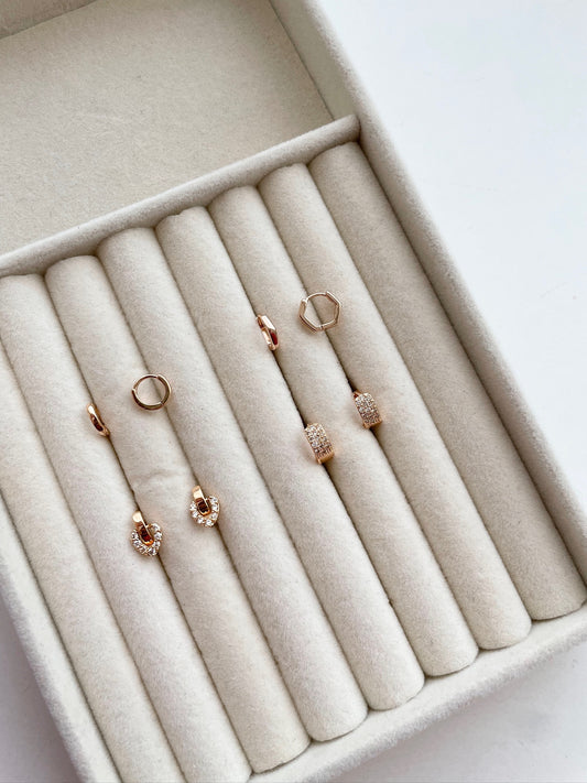 Rosegold ear huggers