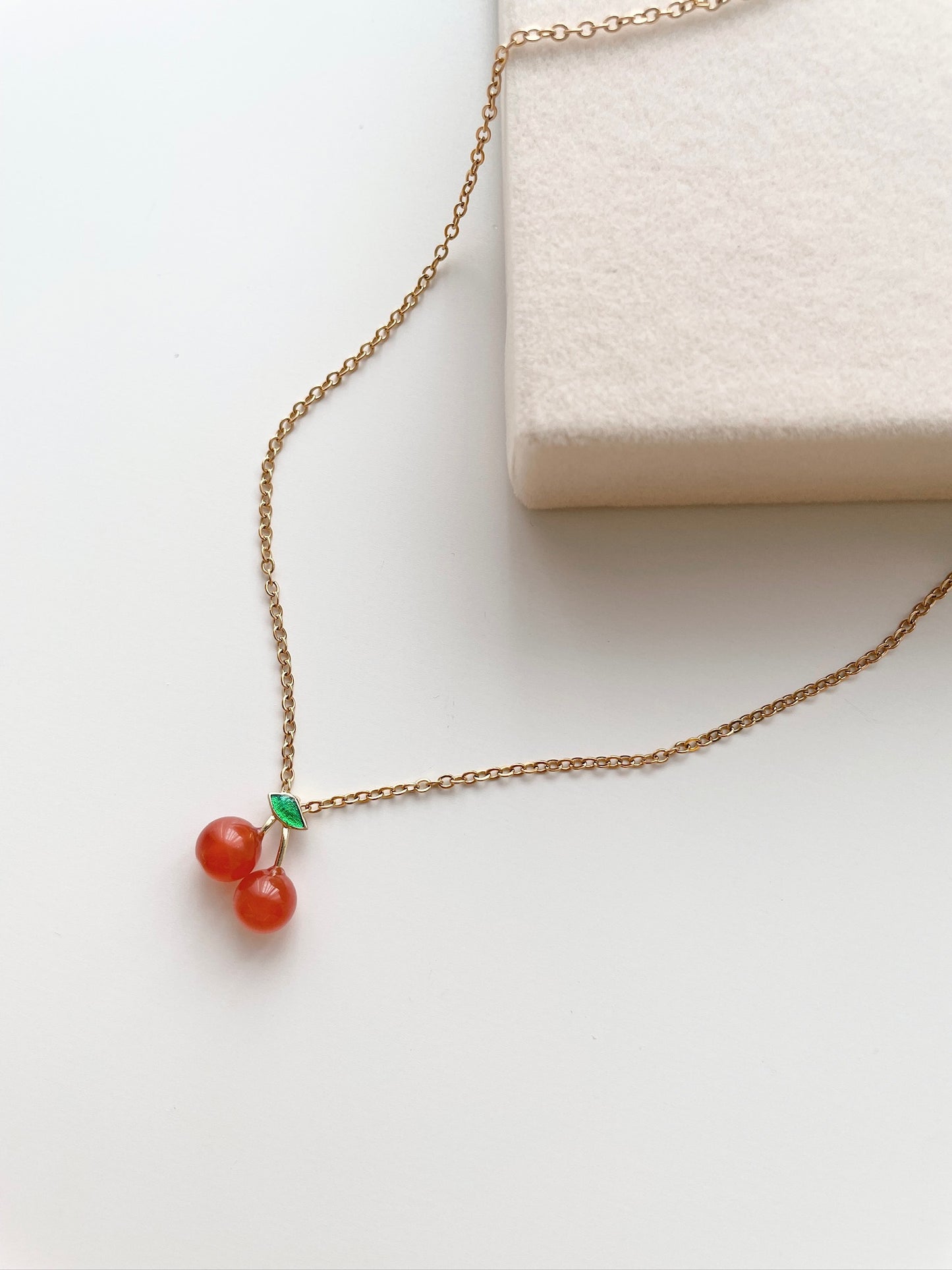 Cherry Carnelian gold necklace