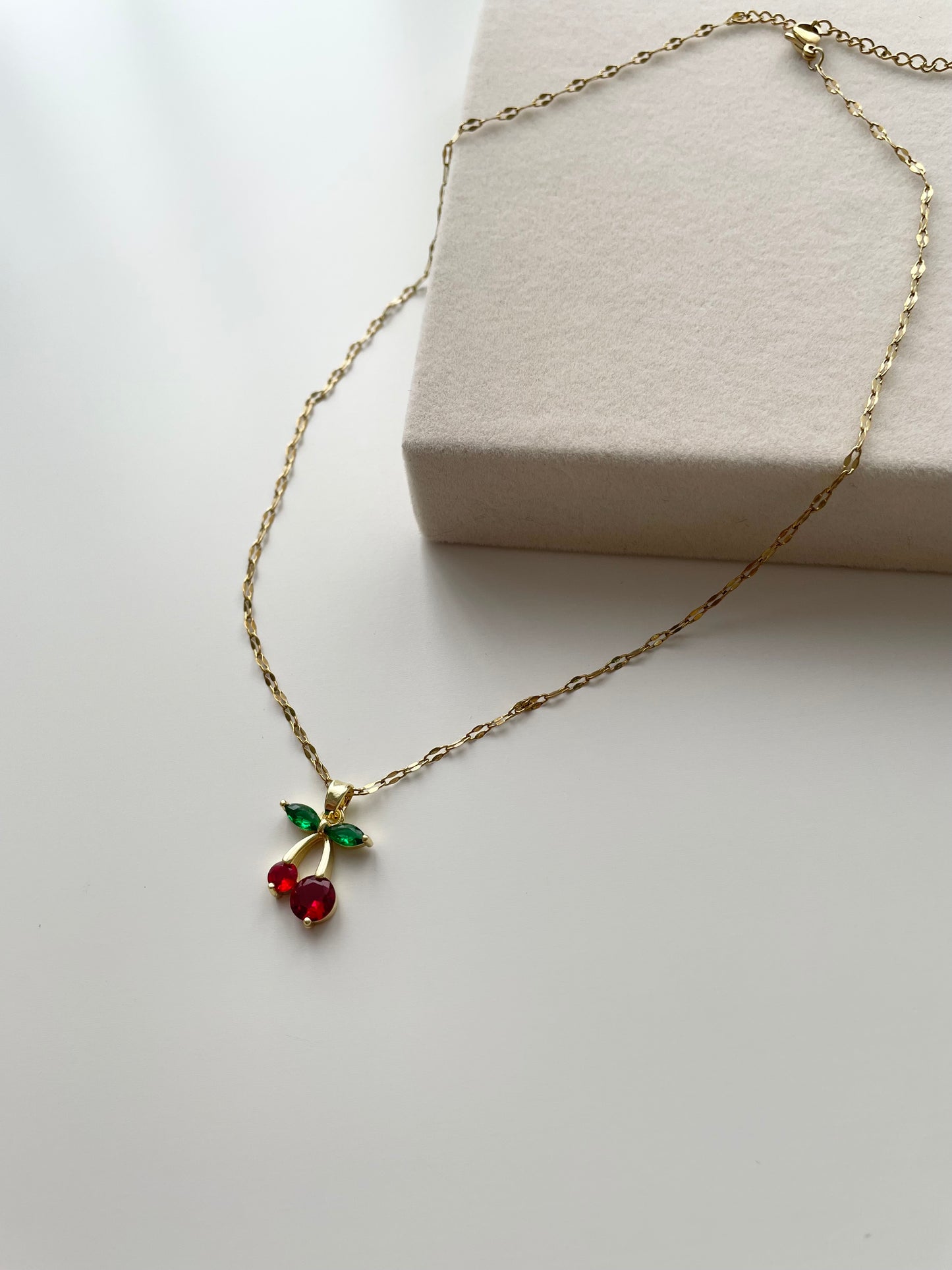 gn806 Cherry necklace