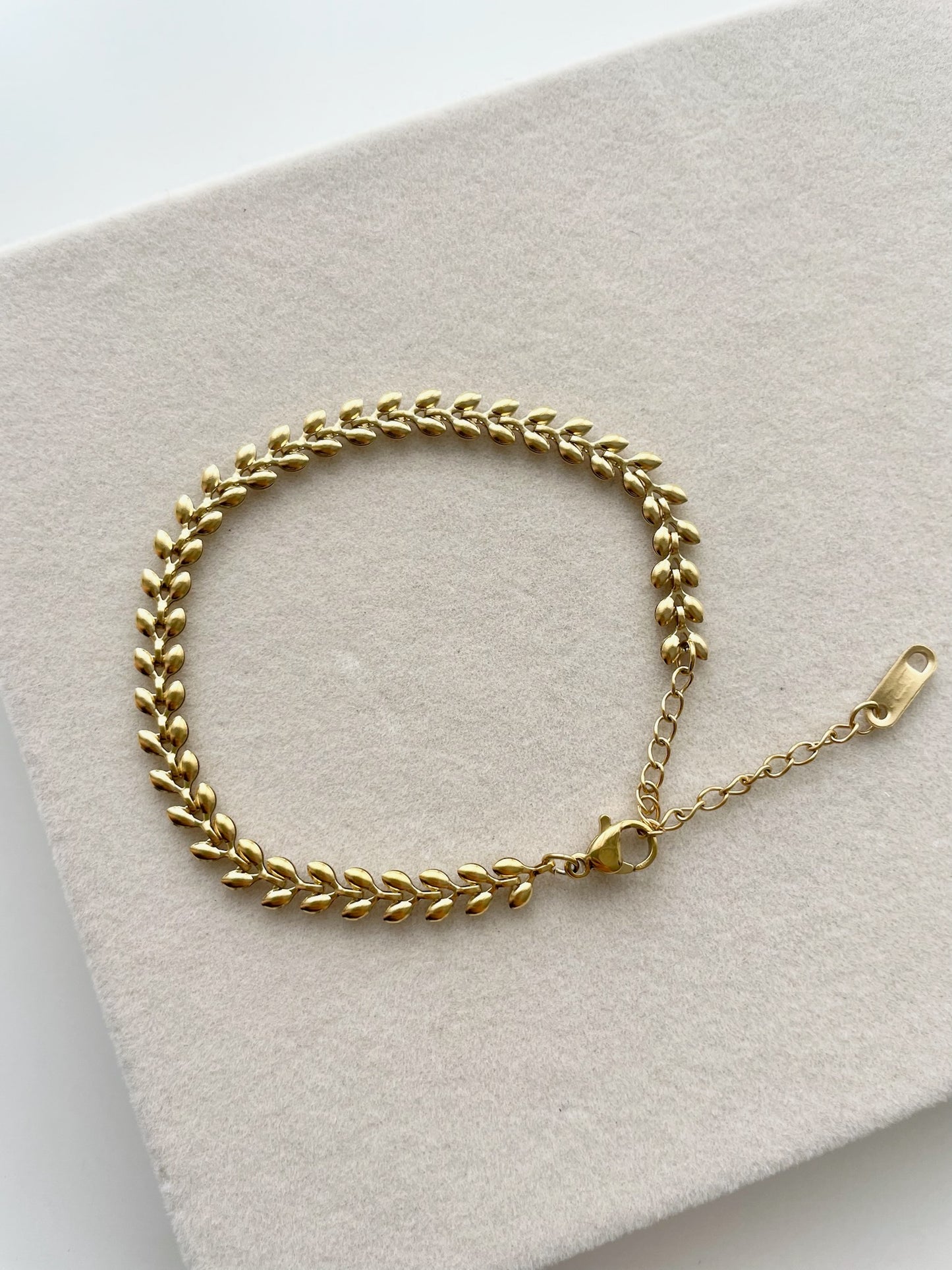 Jelly gold bracelet