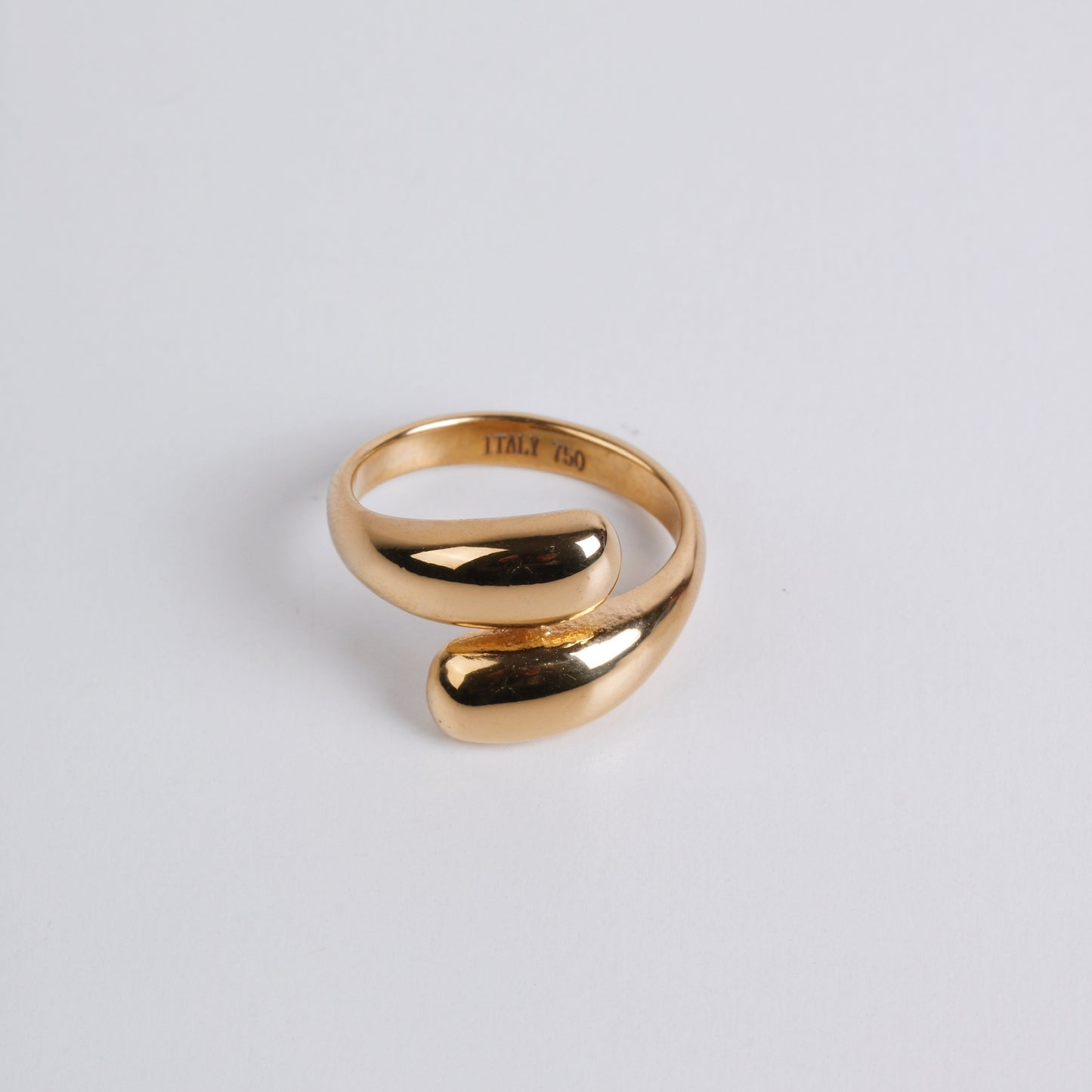 Serena Chunky Gold Ring with sizes