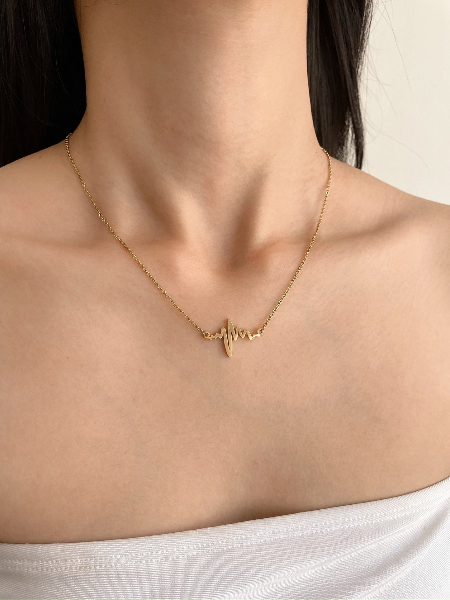 Heartbeat Gold Necklace