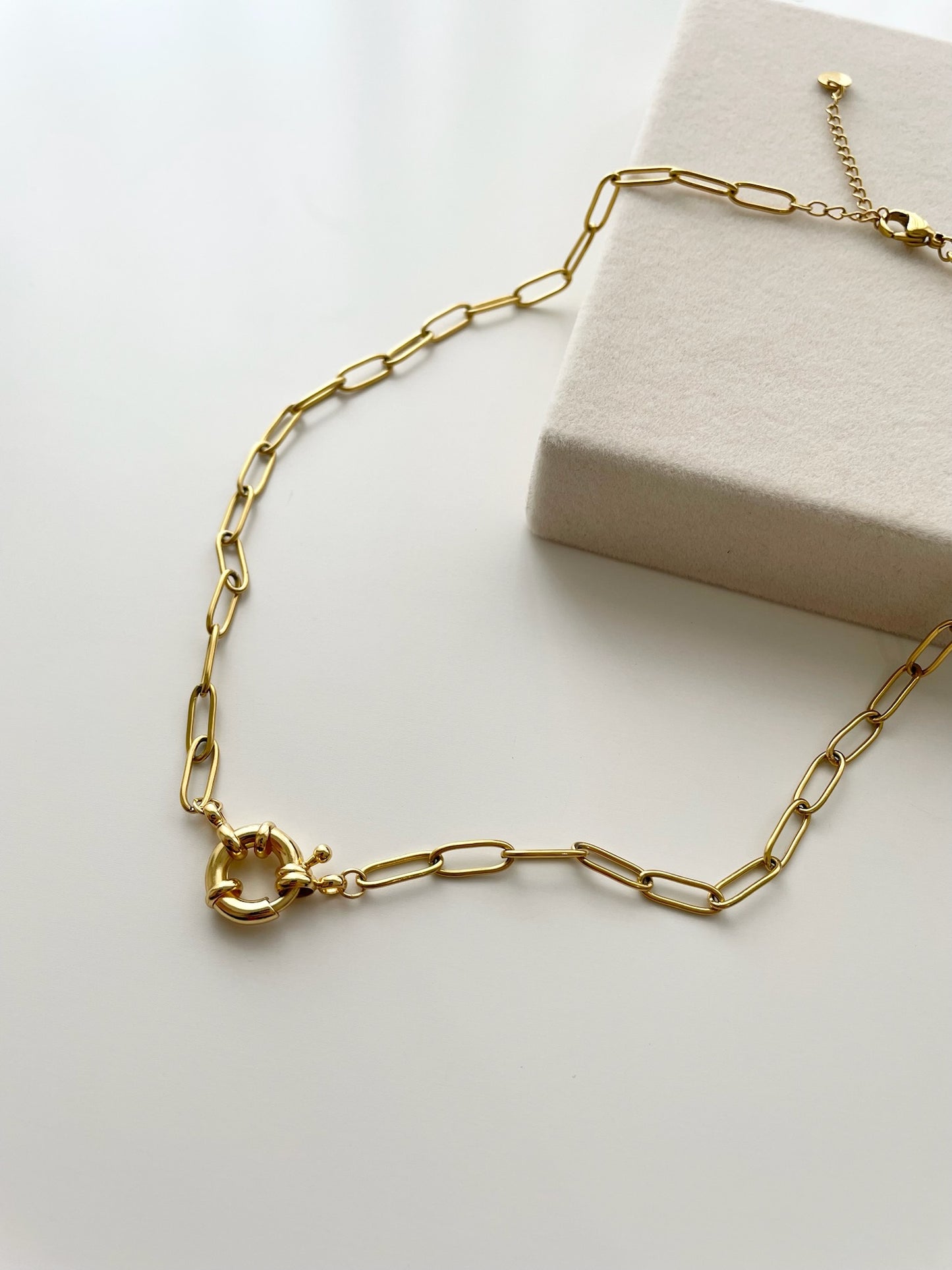 Cece gold necklace