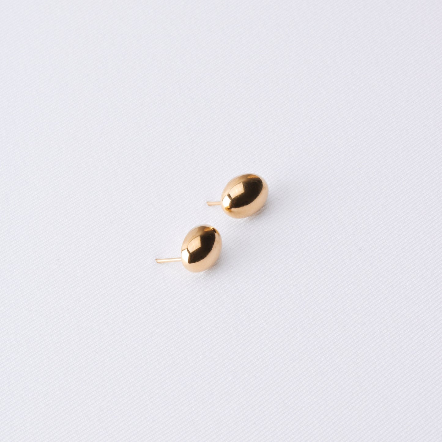 Liza gold stud earrings