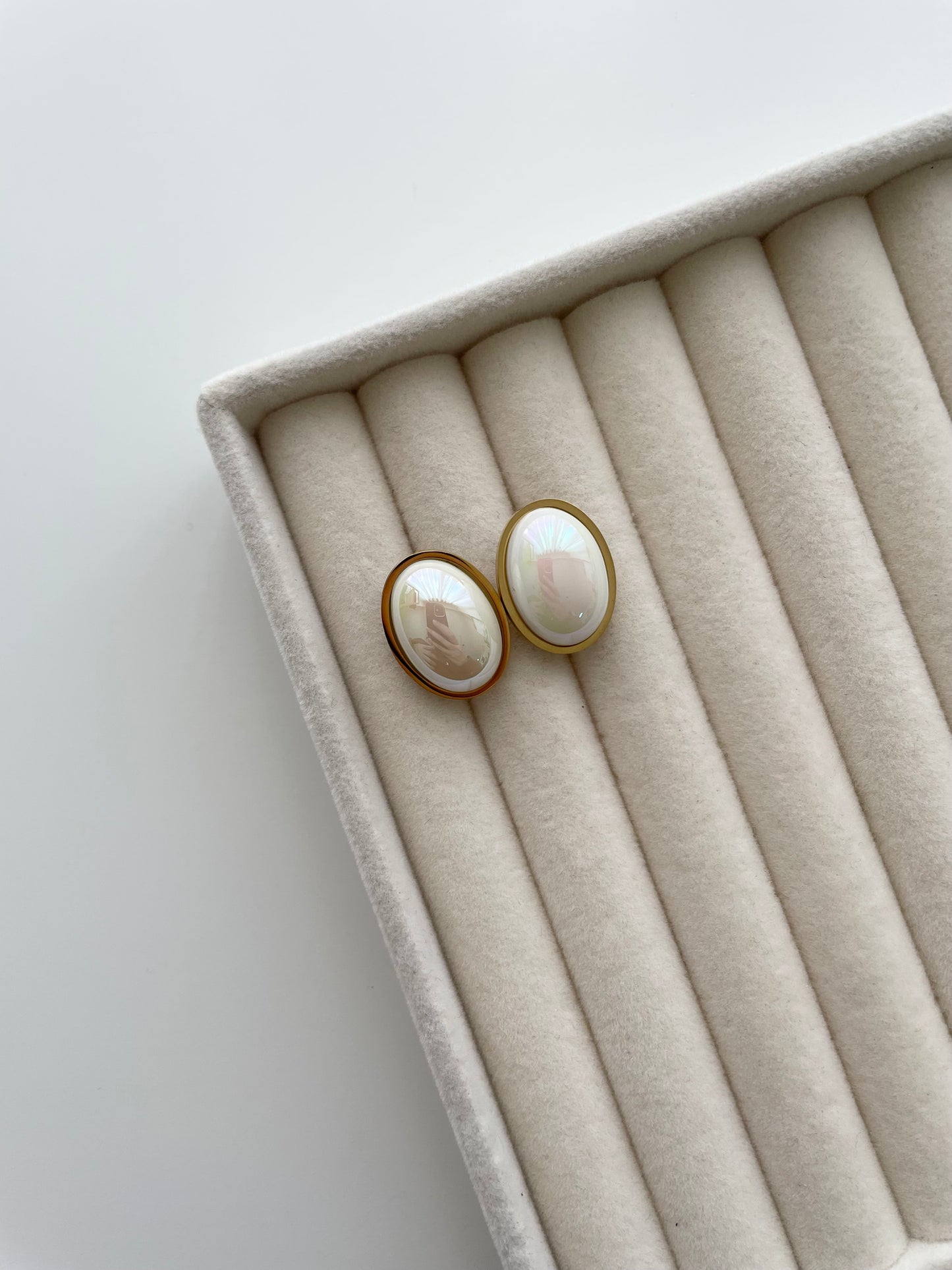 Ge1312 Gabbie pearl earrings