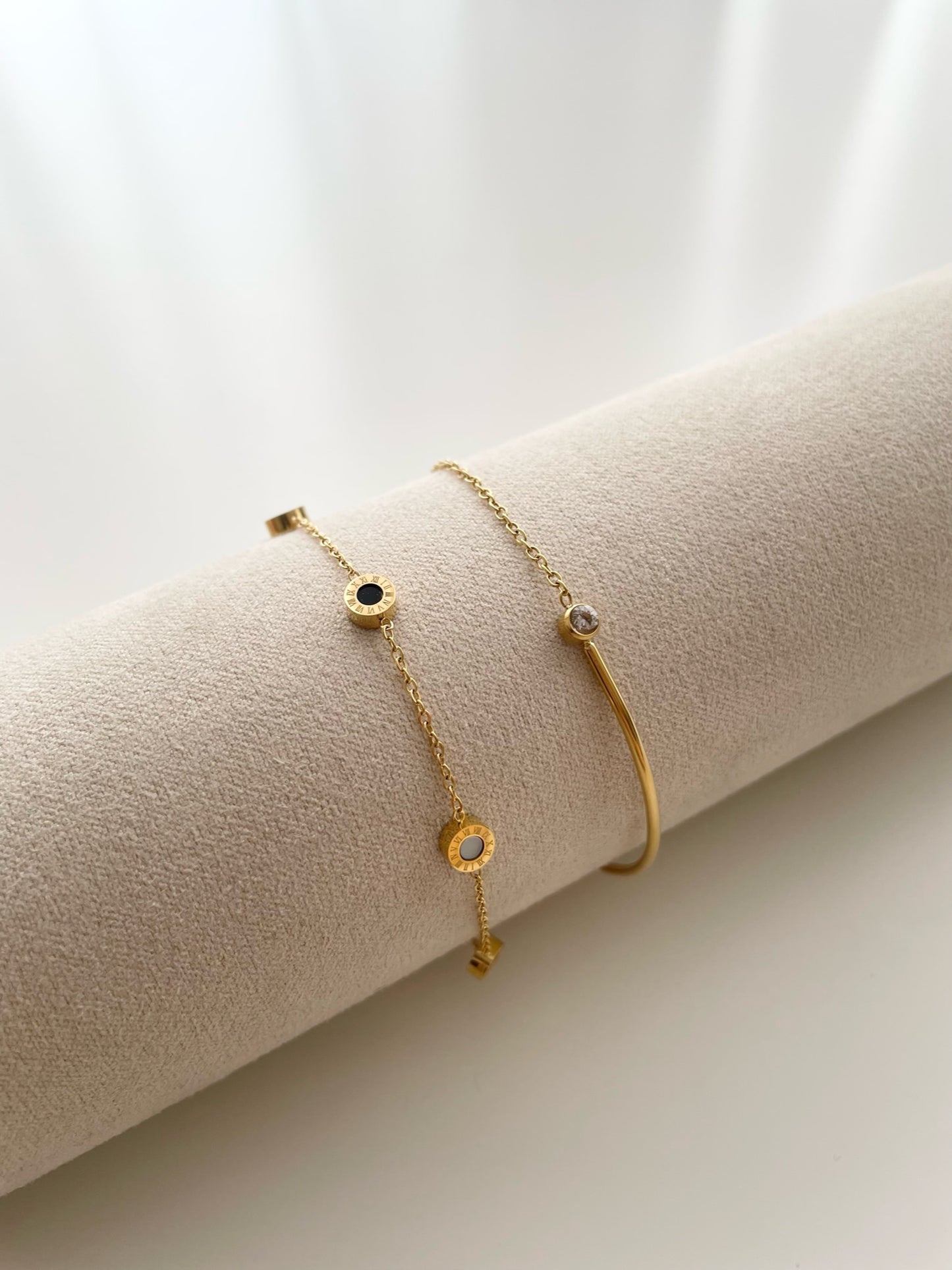 Minimalist bracelets