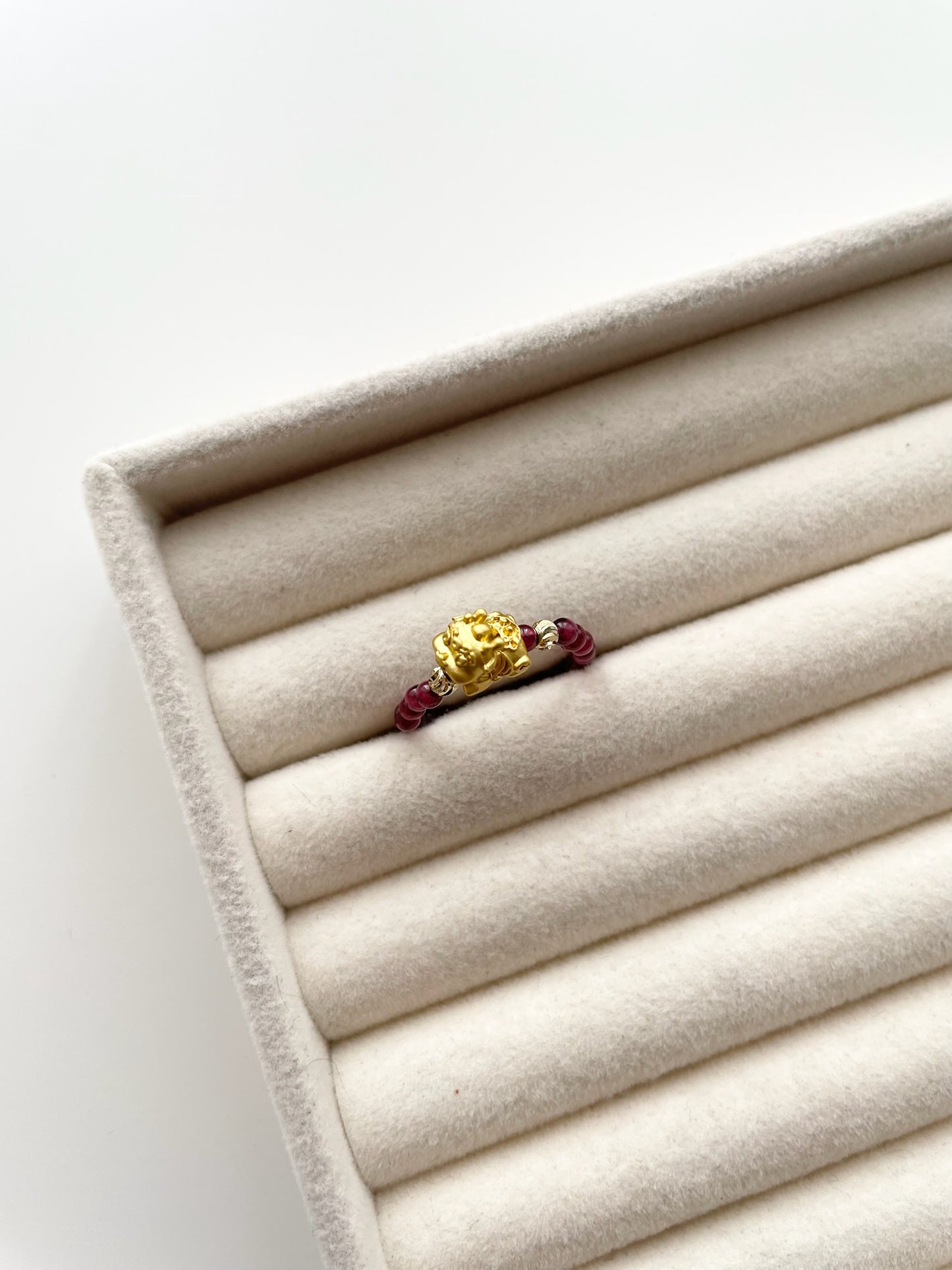 Piyao Garnet Ring gring1