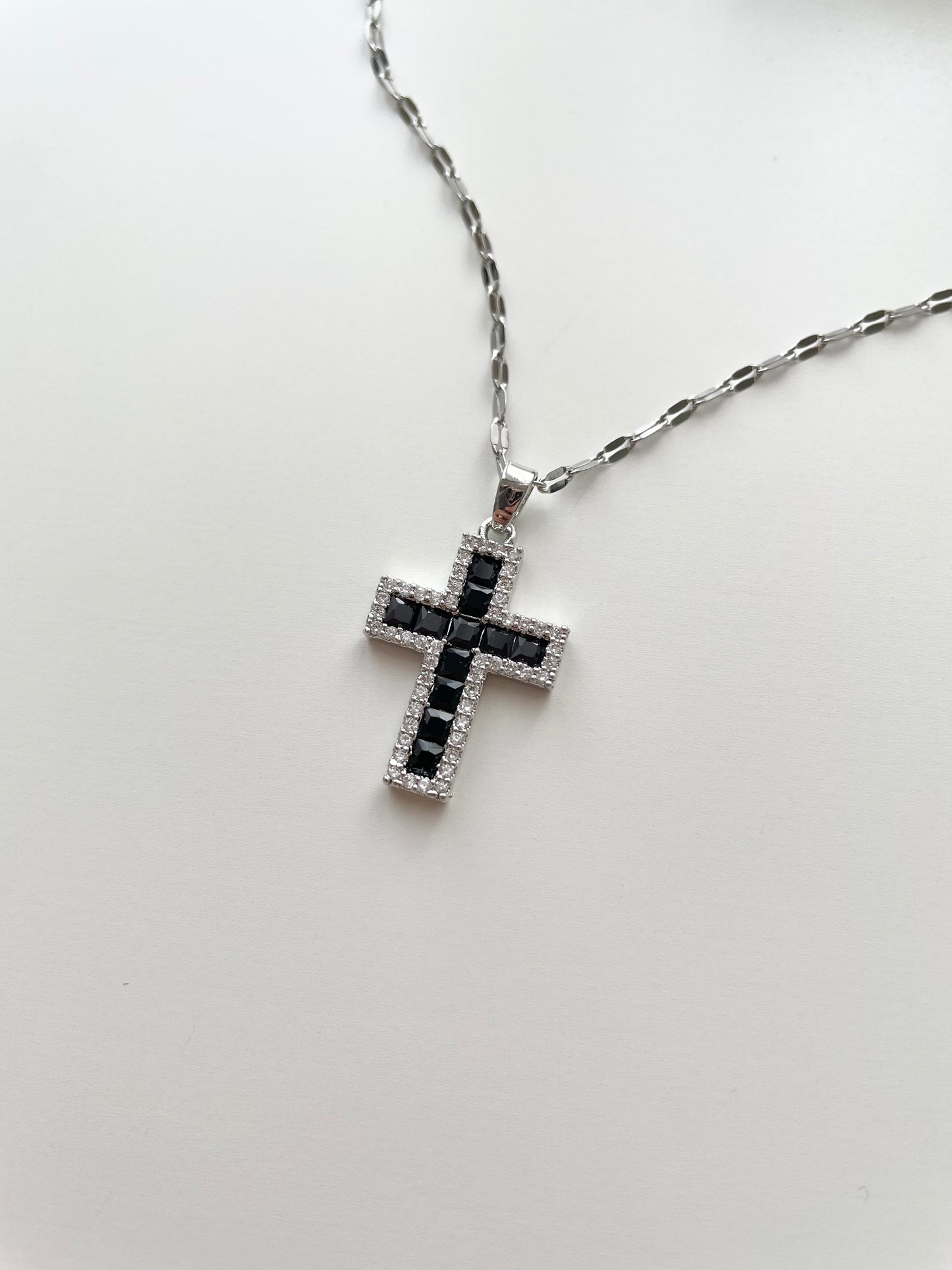 gn760 Black Cross silver necklace