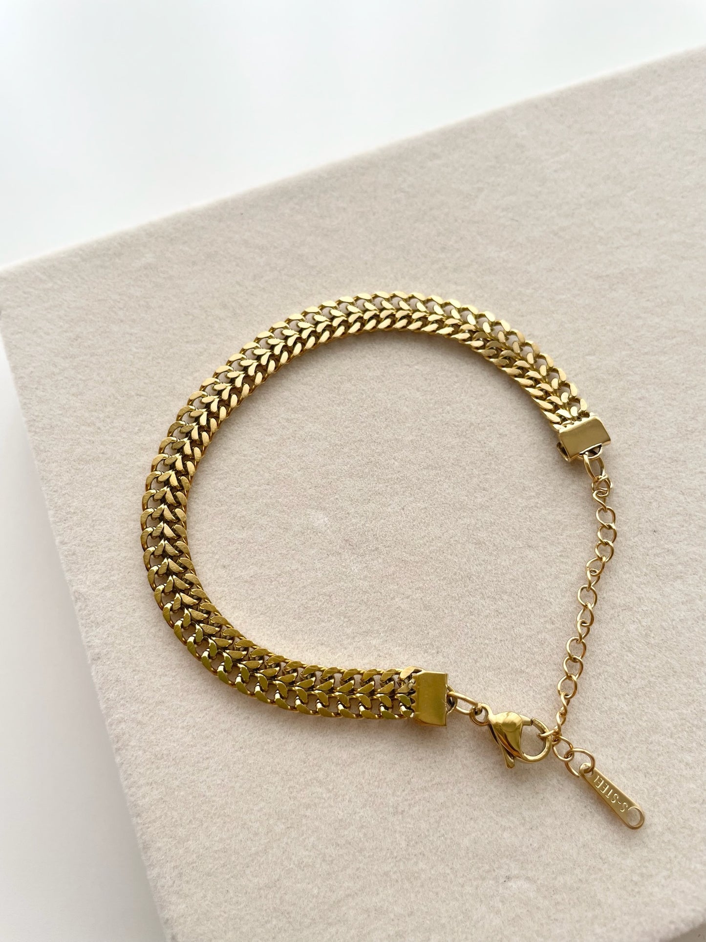 Jesse gold bracelet