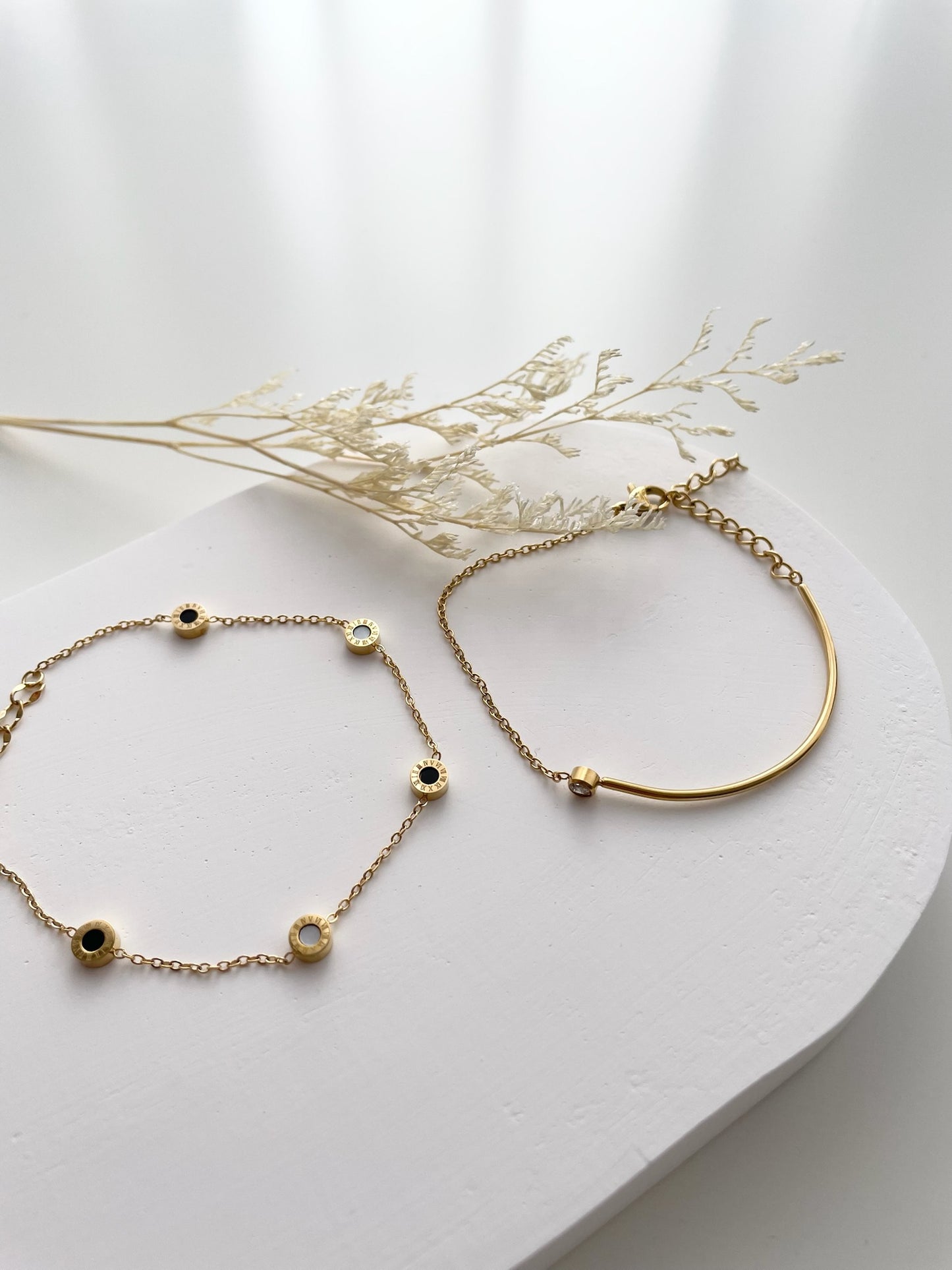 Minimalist bracelets