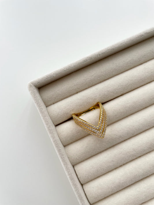 Classy V shape ring