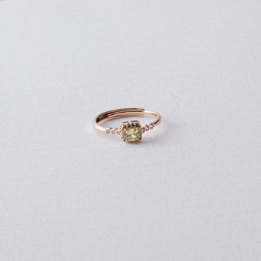 Lilyana Green Gem Gold Ring