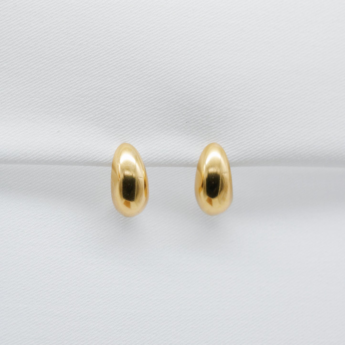 Zainab Gold Stud Earrings