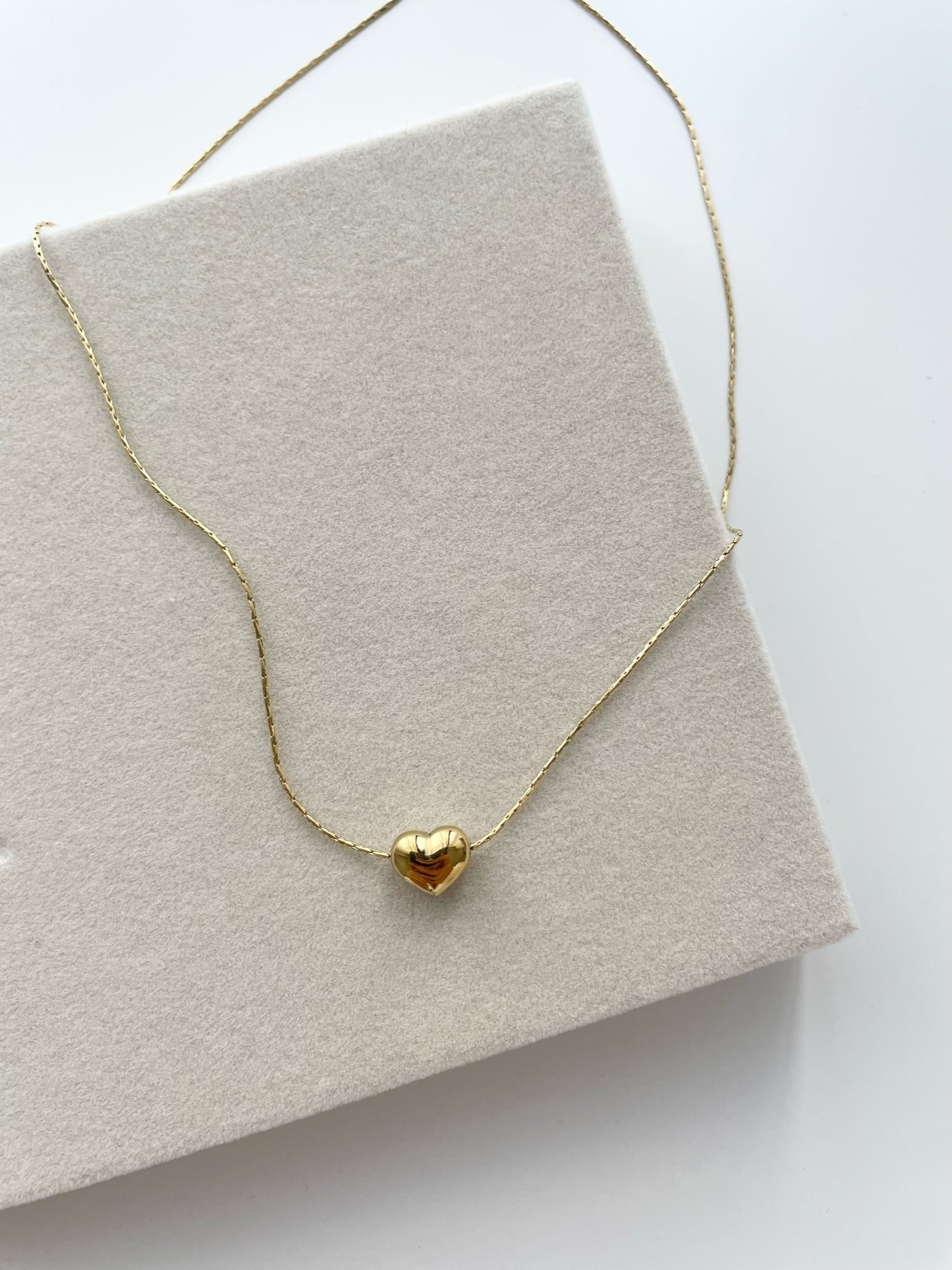 New Ivana Heart Necklace In Gold