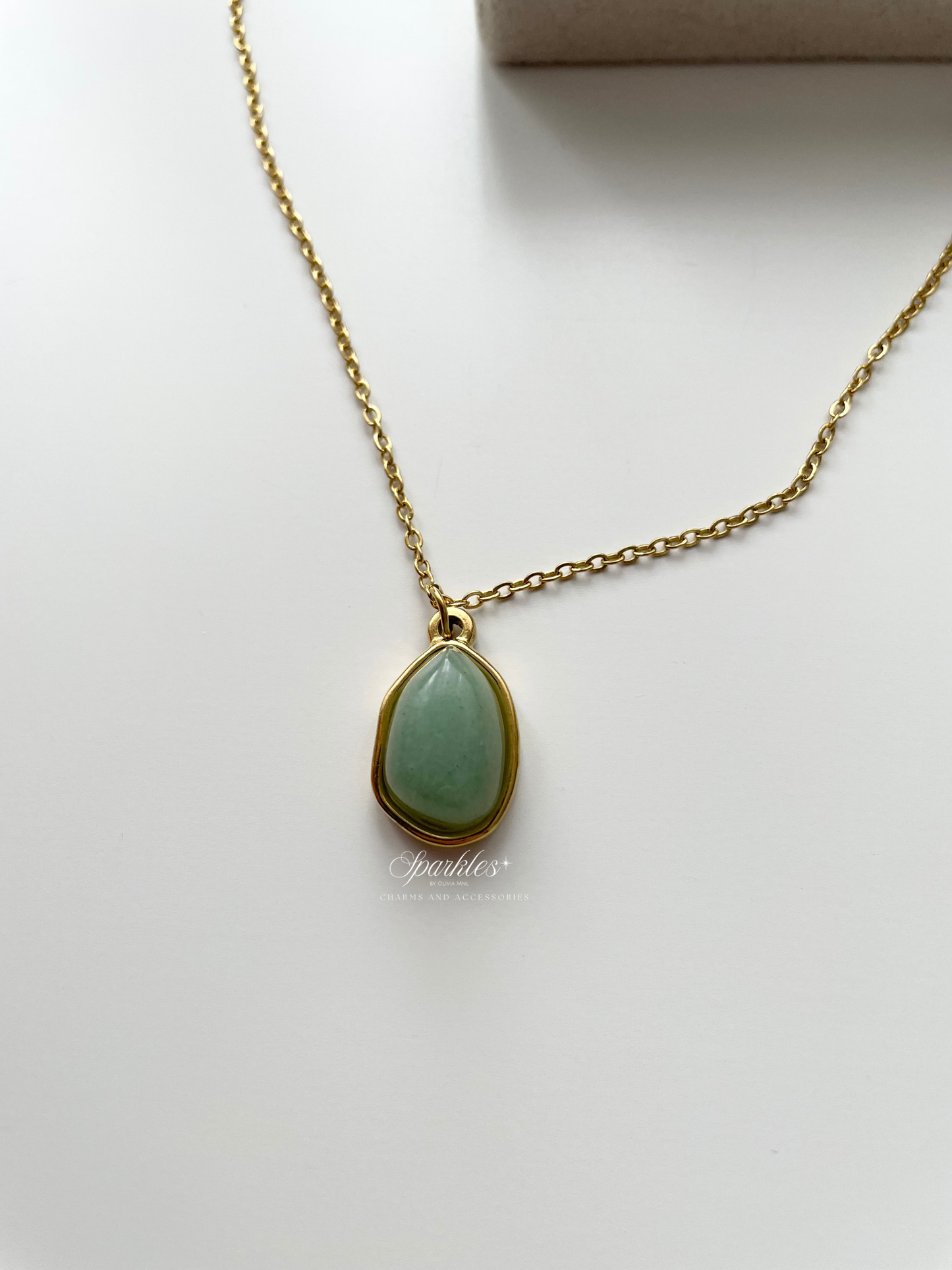 Crystal2 Aventurine Stone Gold Necklace
