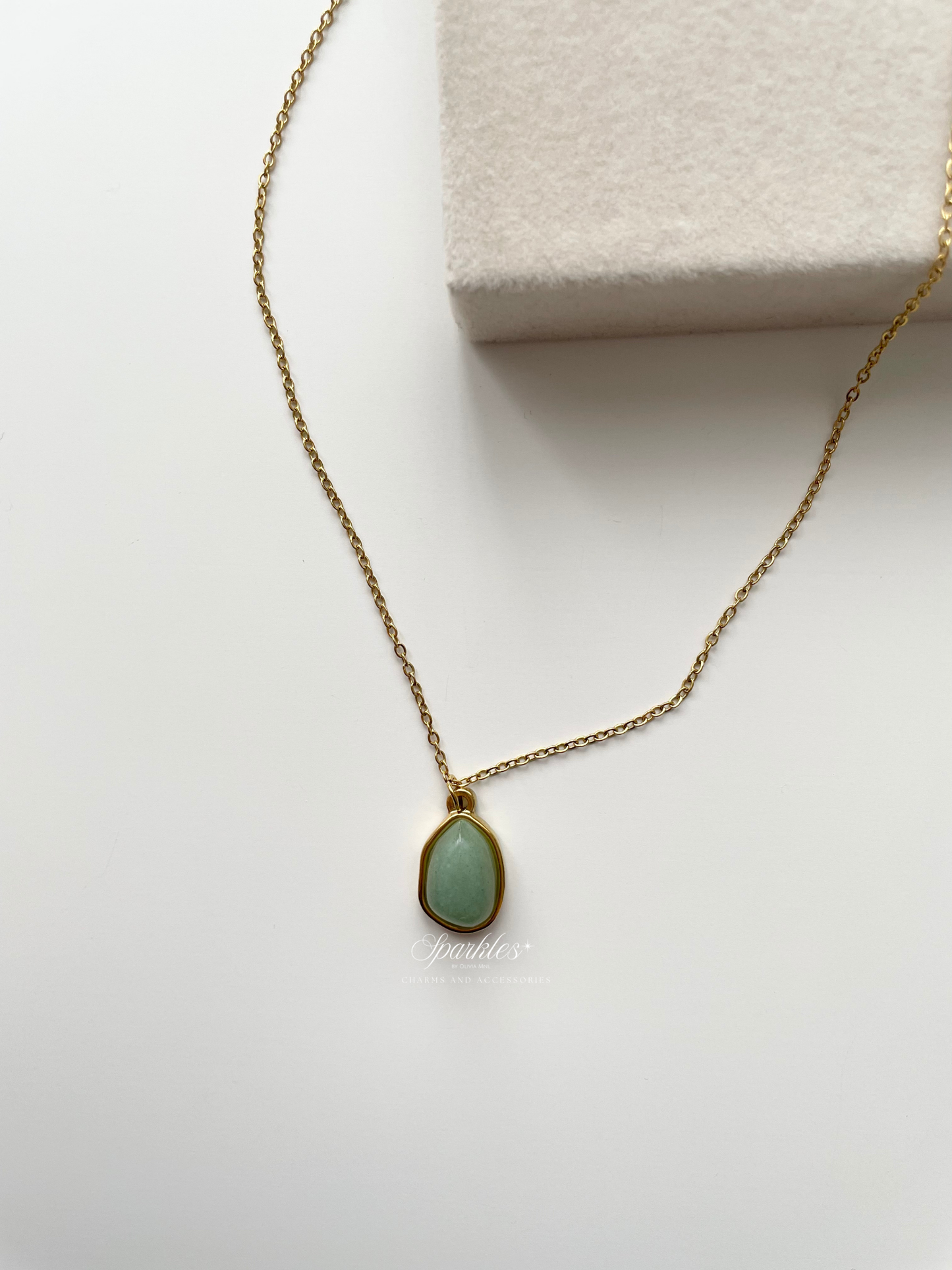 Crystal2 Aventurine Stone Gold Necklace