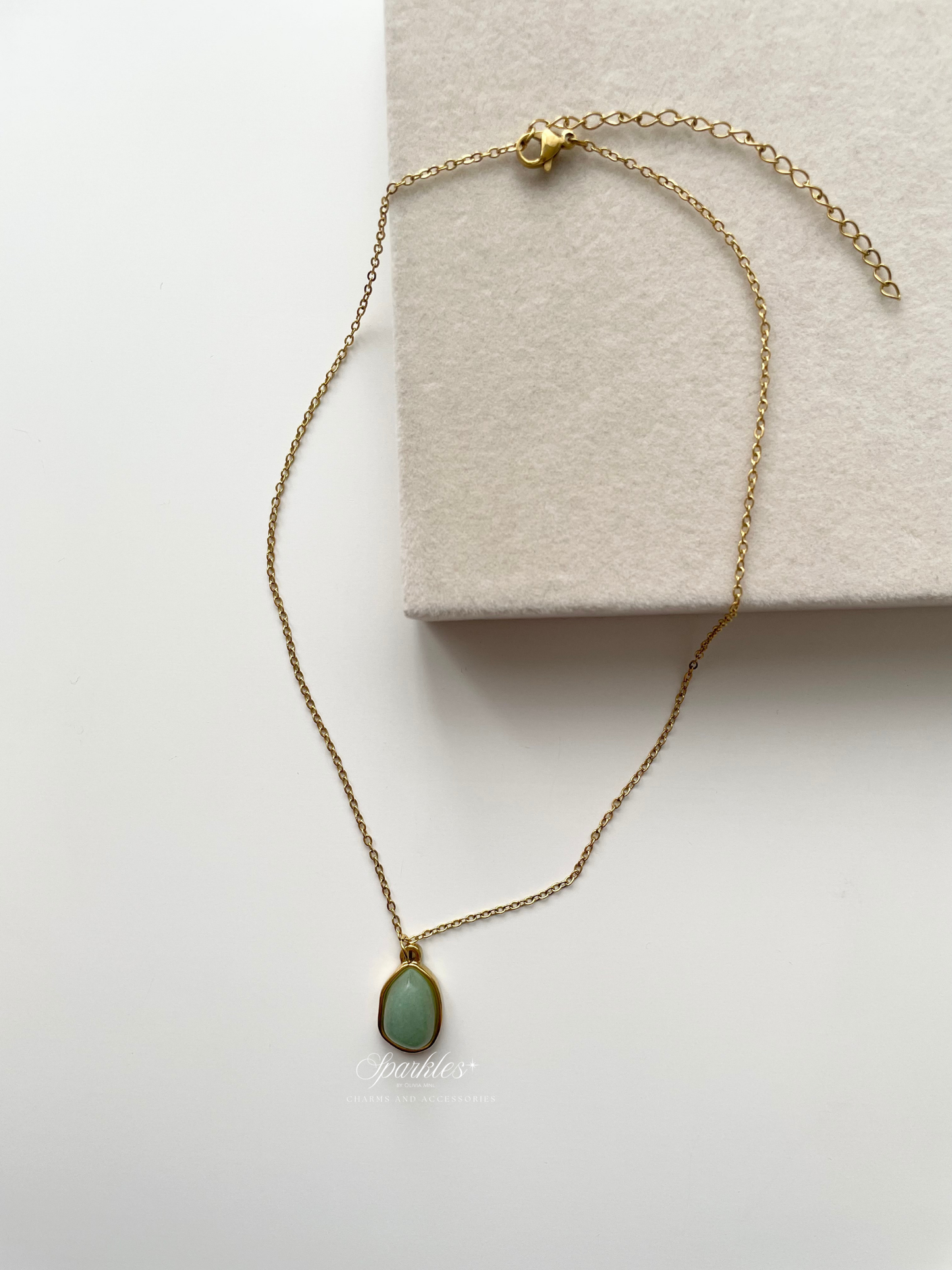 Crystal2 Aventurine Stone Gold Necklace