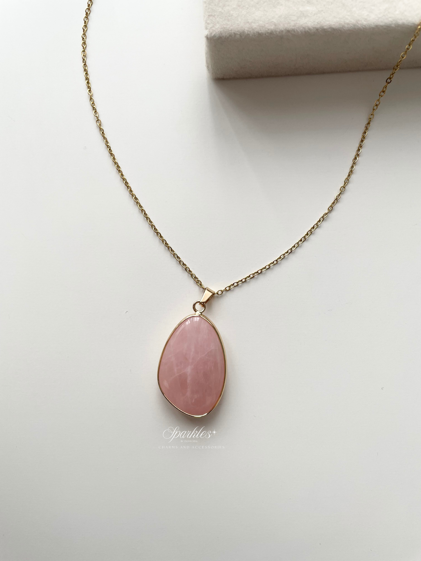 crystal5 Rose Quartz Stone Gold Necklace