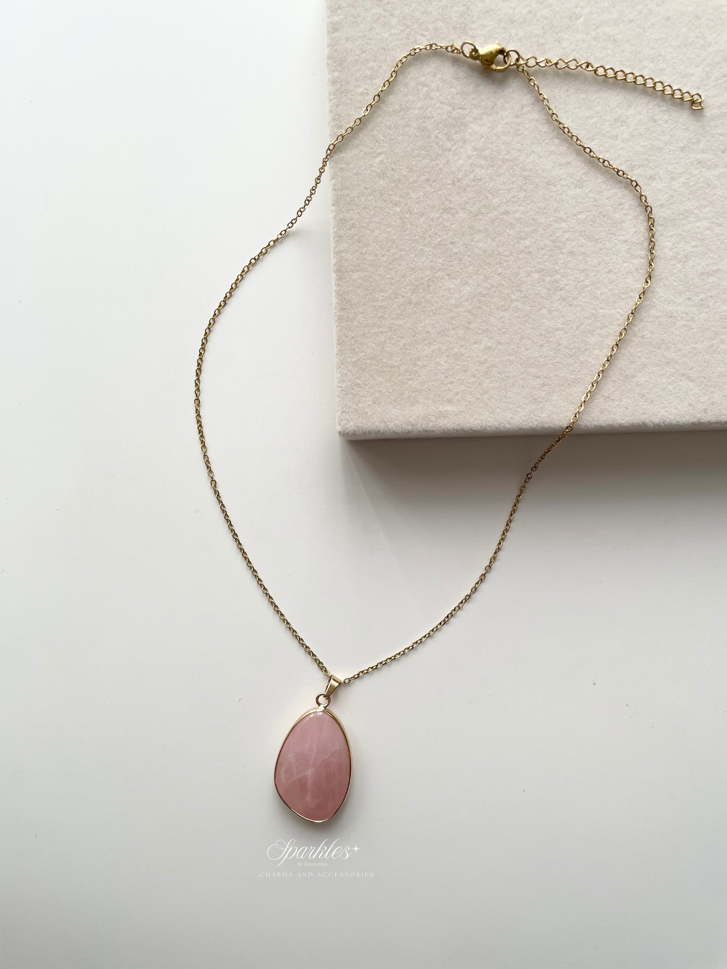 crystal5 Rose Quartz Stone Gold Necklace