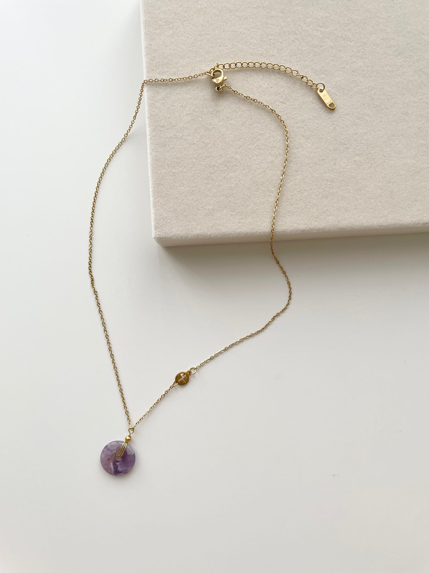 gn804 Purple Jade necklace