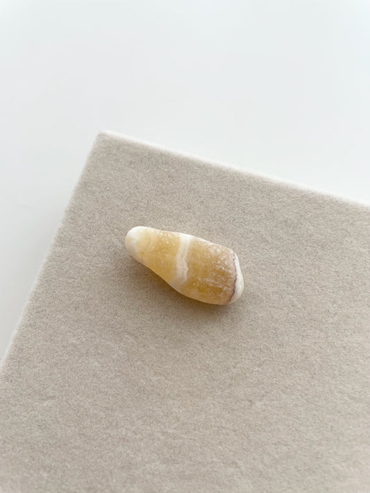 sgem9 Yellow Calcite