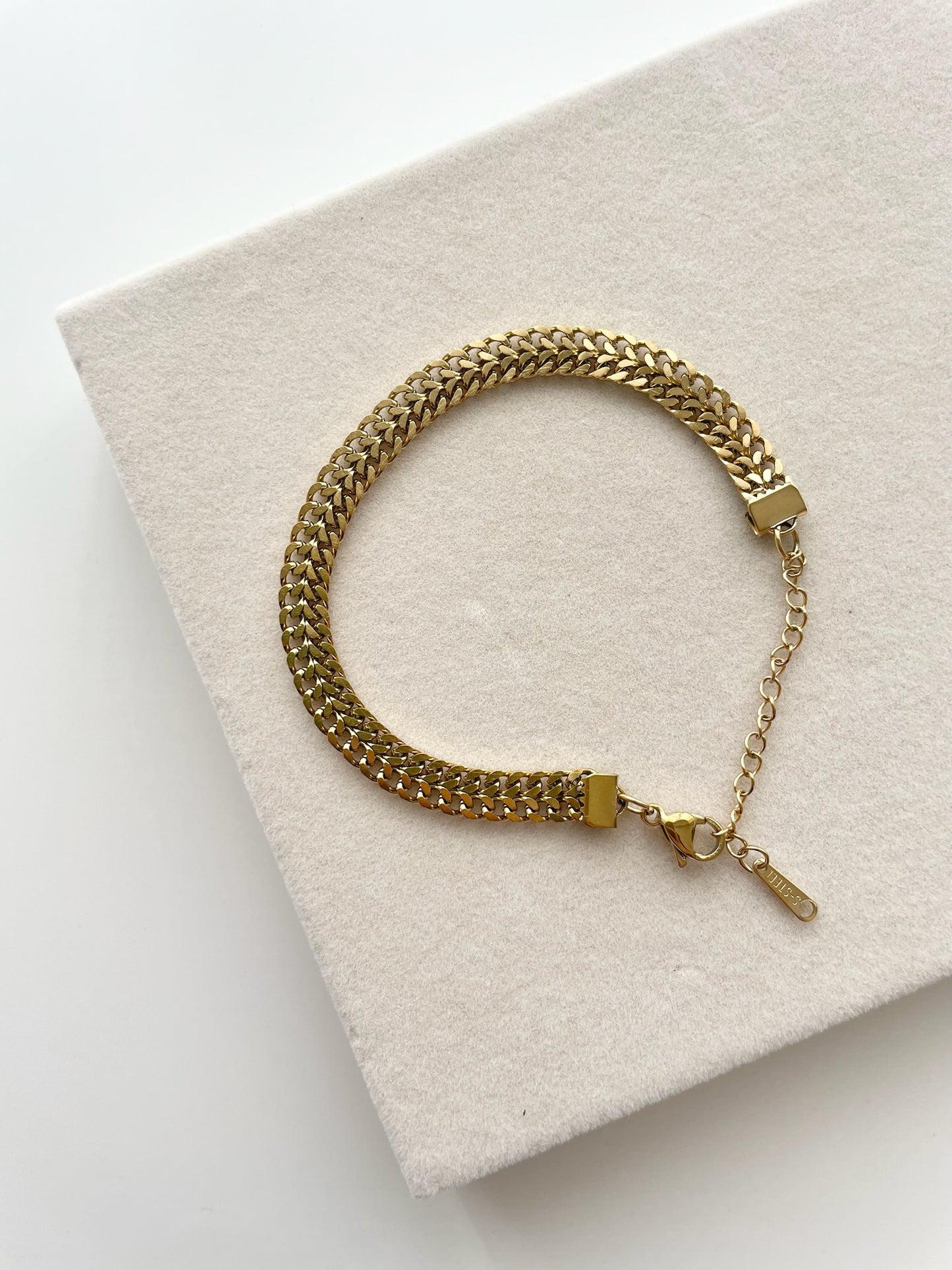 Jesse gold bracelet