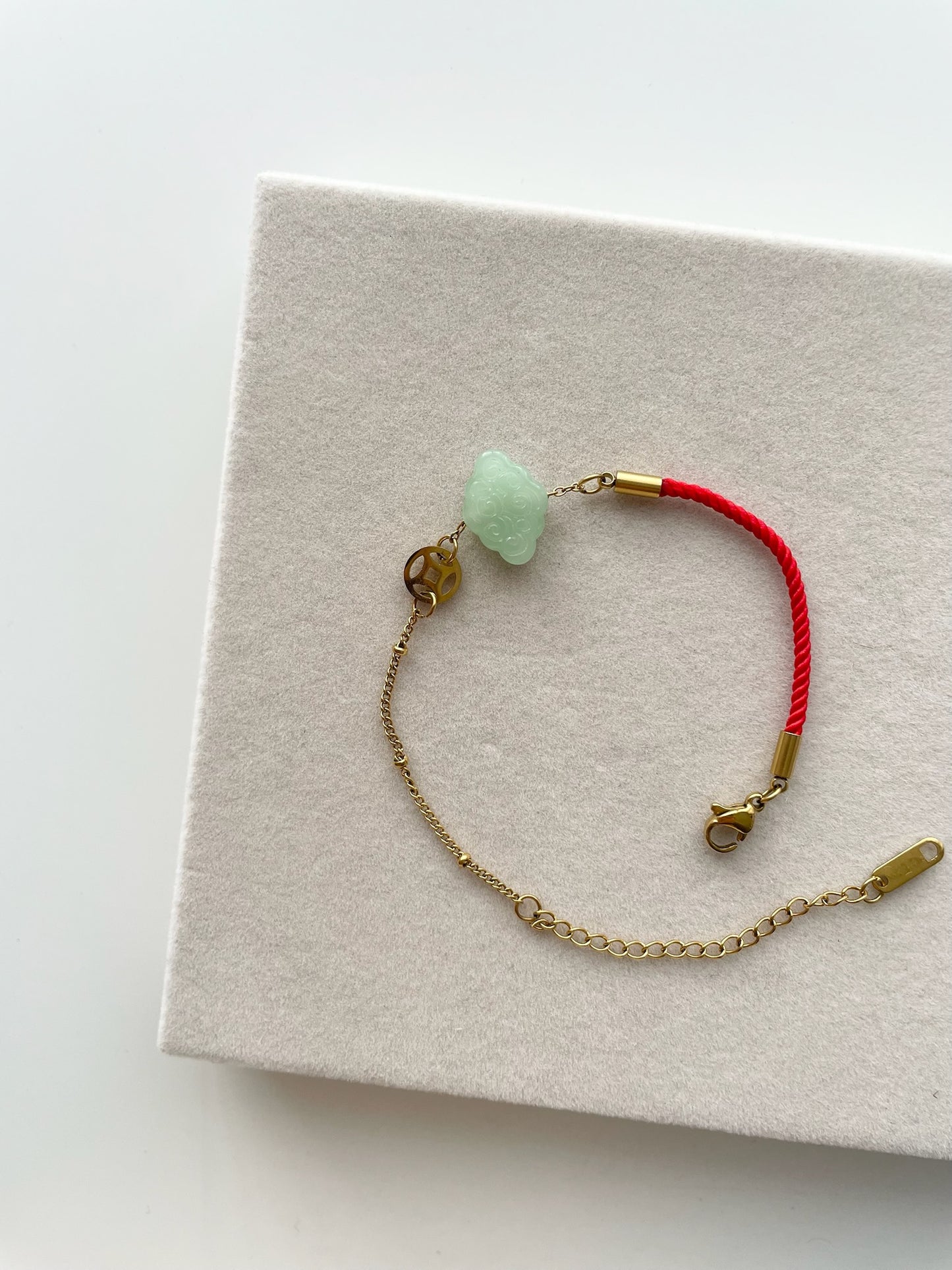mystic1 Jade red string
