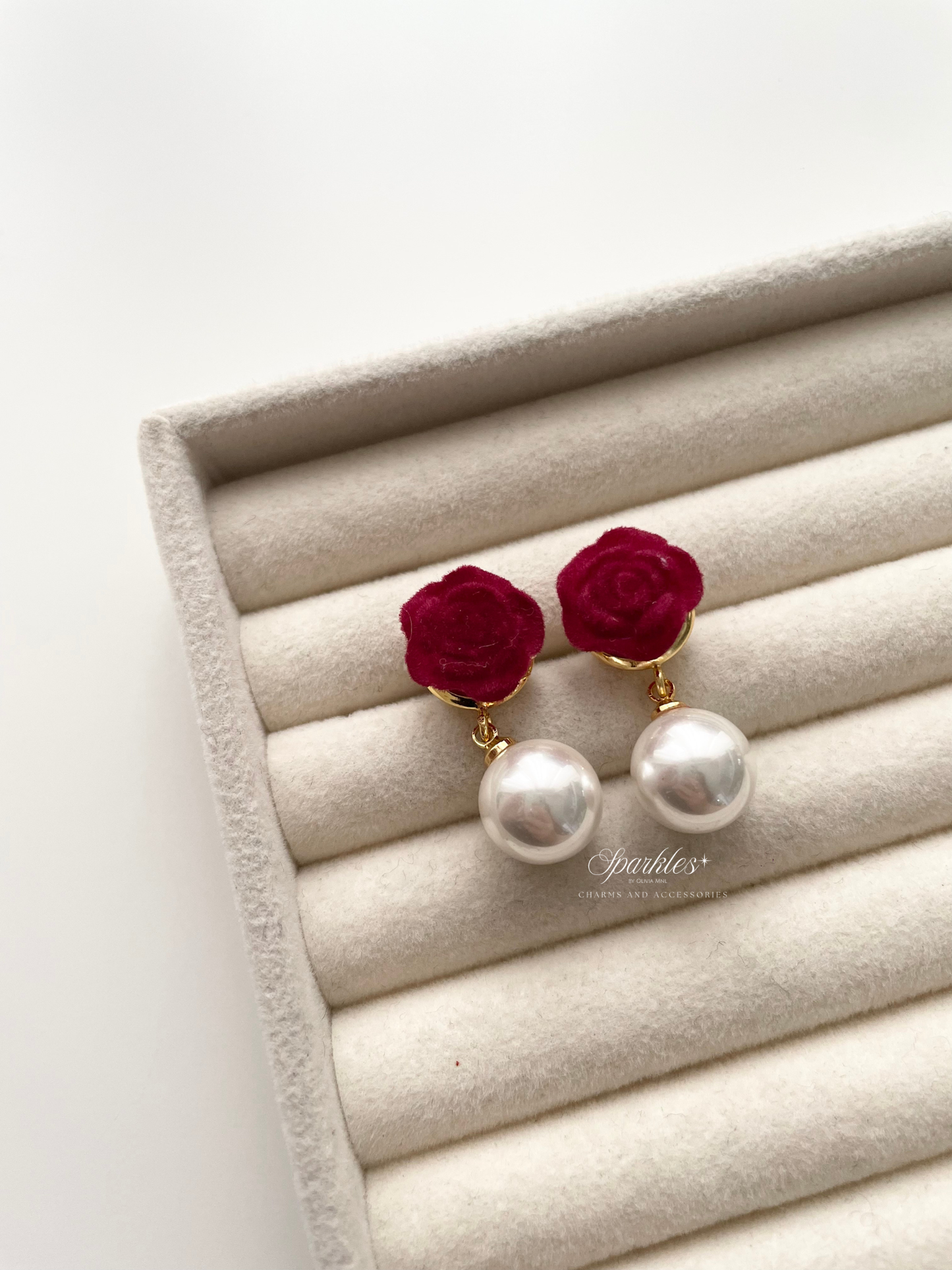 ge1520 Rose w/ Pearl Earrings