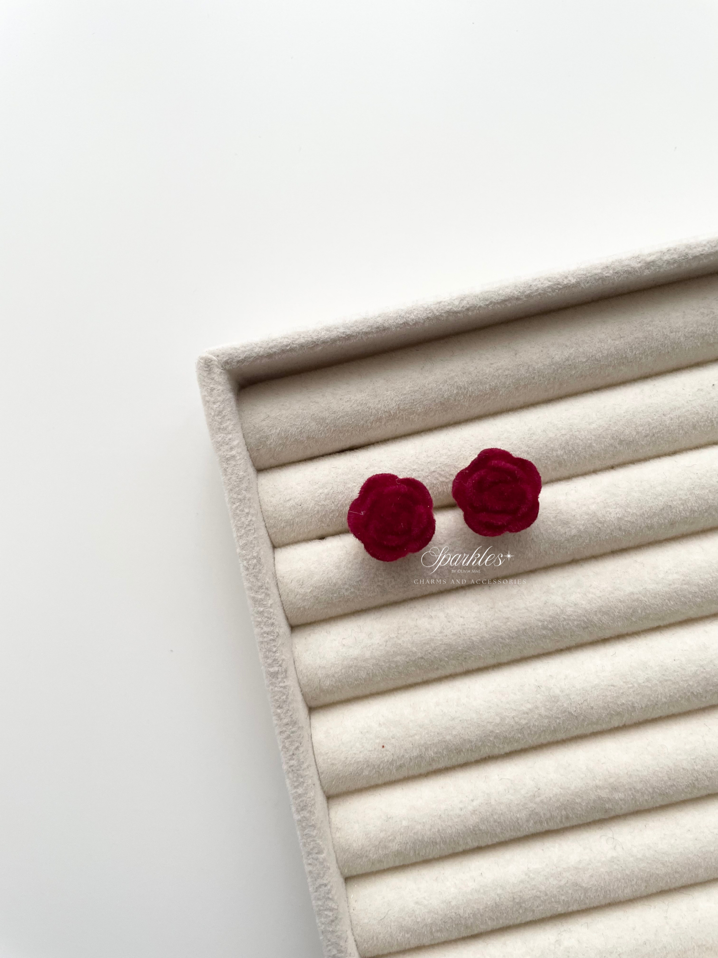 ge1521 Rose Earrings