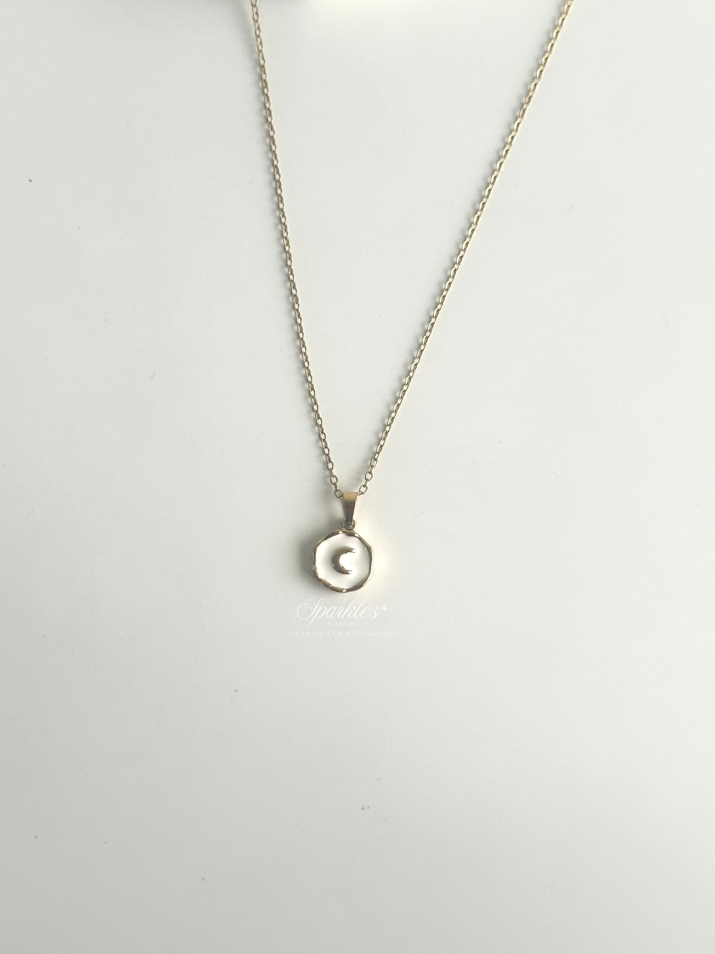 Crescent Moon Gold Necklace gn901